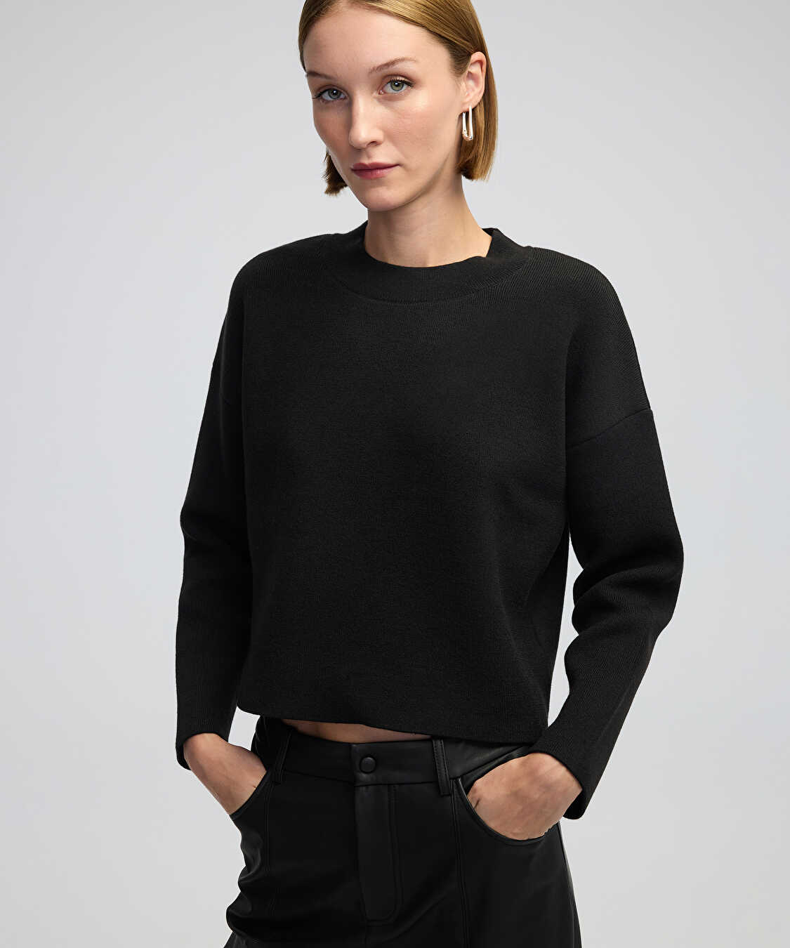 Düşük omuz basic triko - IW6240050301001 - Siyah Triko