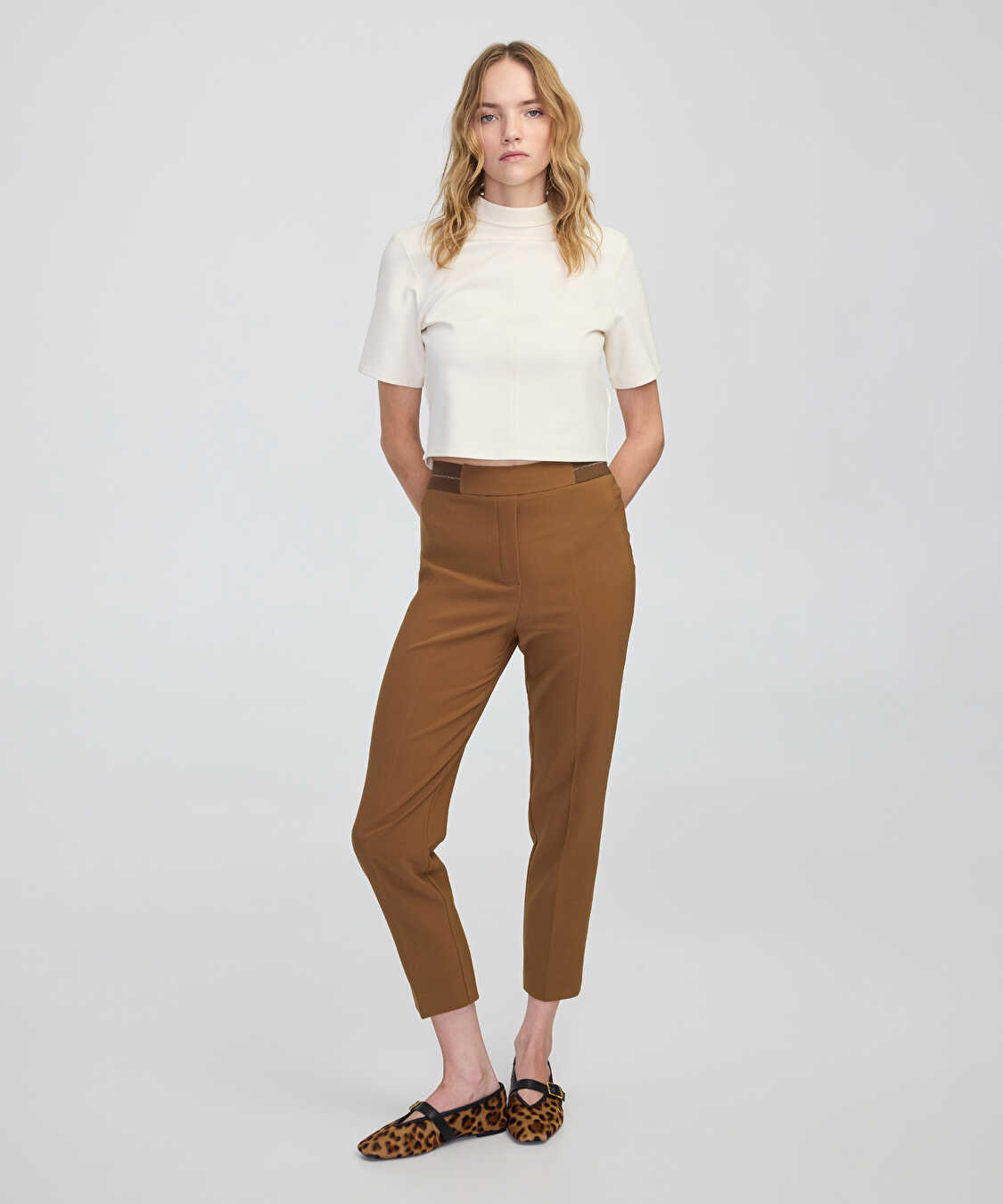 Parlak şeritli skinny fit pantolon - IW6250003227027 - Kamel Pantolon