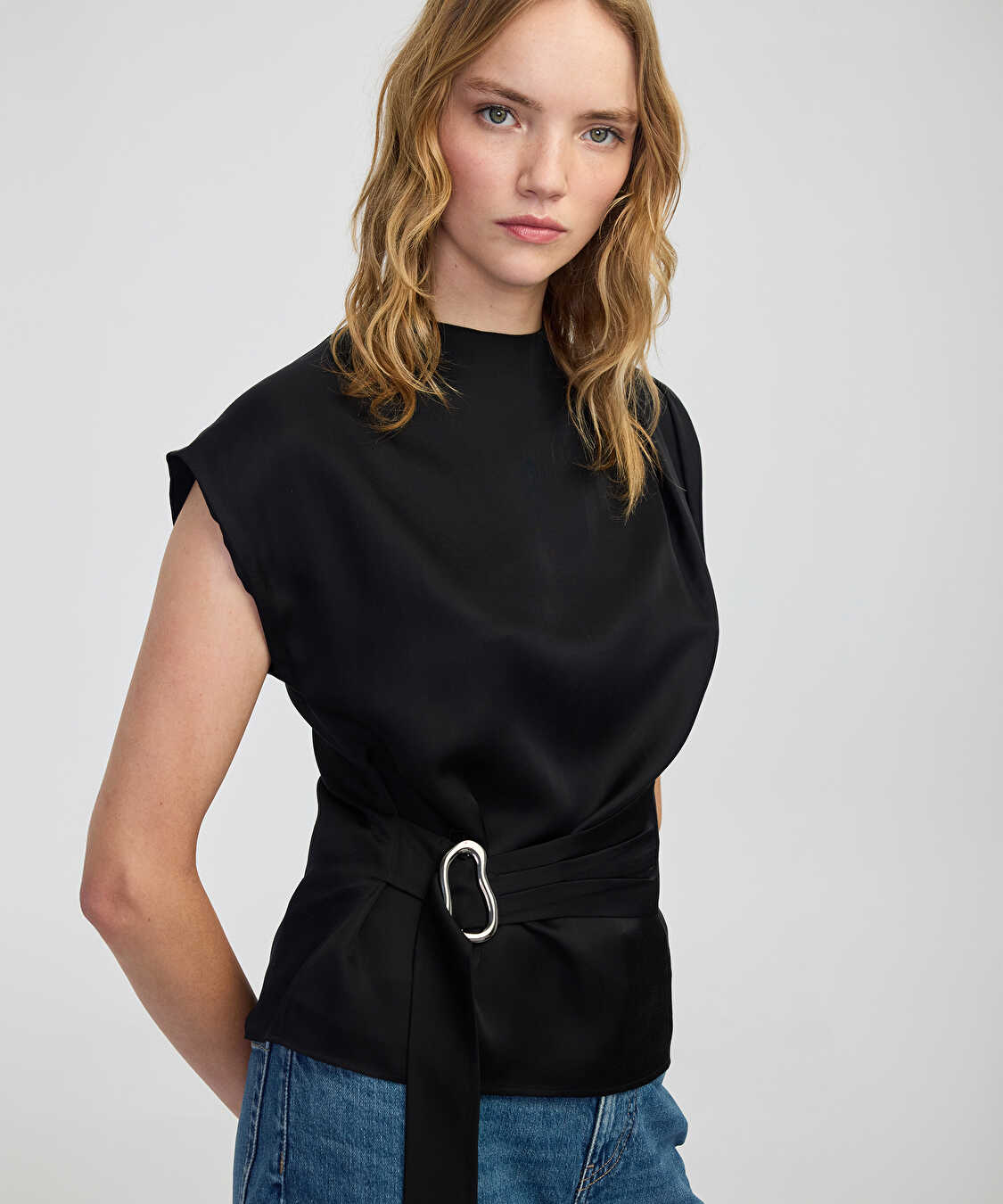 Metal tokalı kuşaklı bluz - IW6250006142001 - Siyah Bluz