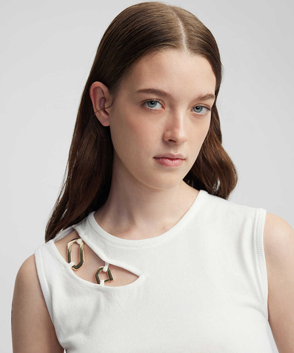 Cutout metal aksesuarlı triko - IW6250050580018 - Ekru Triko