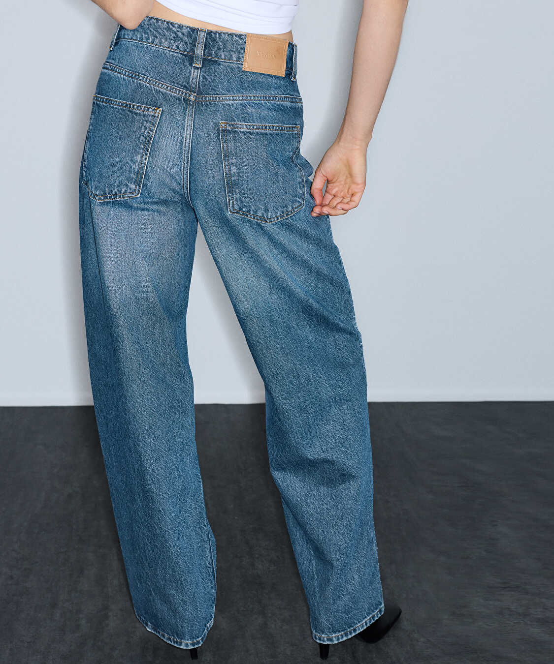 Hotfix baskılı wide leg jean pantolon - IW6260018028165 - Adriatik Mavi Jean Pantolon