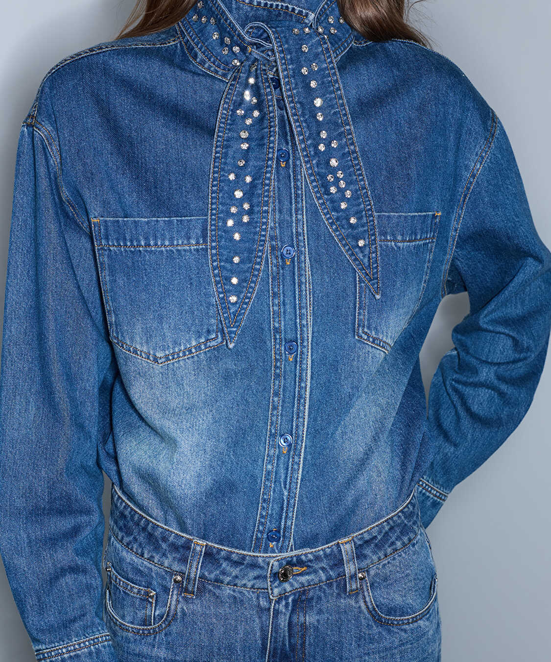 Çıkarılabilir fularlı denim gömlek - IW6260025145629 - İndigo GOMLEK