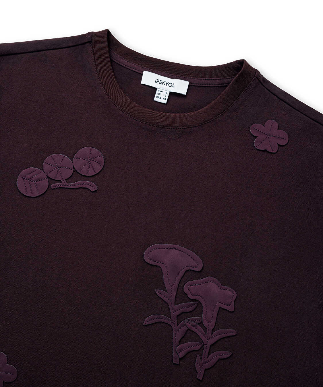 Floral aplikeli tişört - IW6260070149008 - Mürdüm Tişört