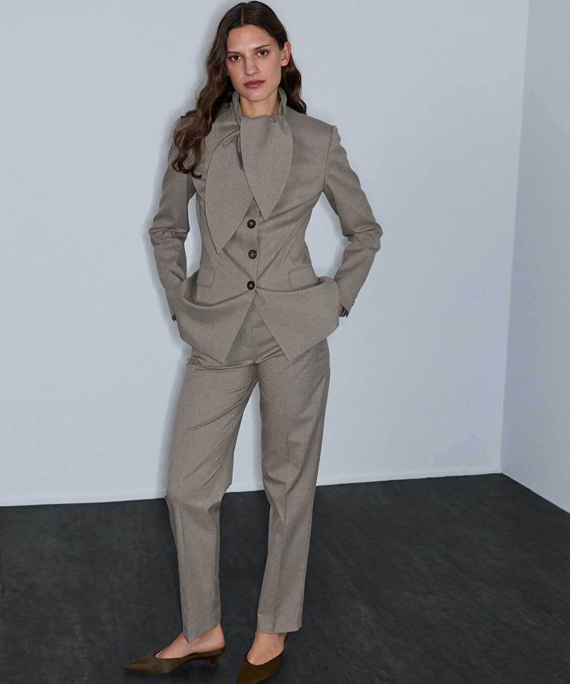 Yakası bağlamalı yün içerikli blazer - IW6260106109014 - Vizon Blazer