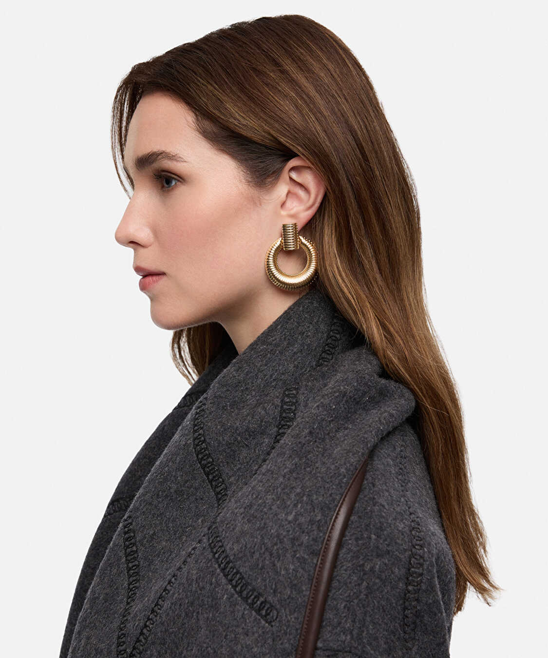Dokulu küpe - IW6260068002265 - Altın Küpe
