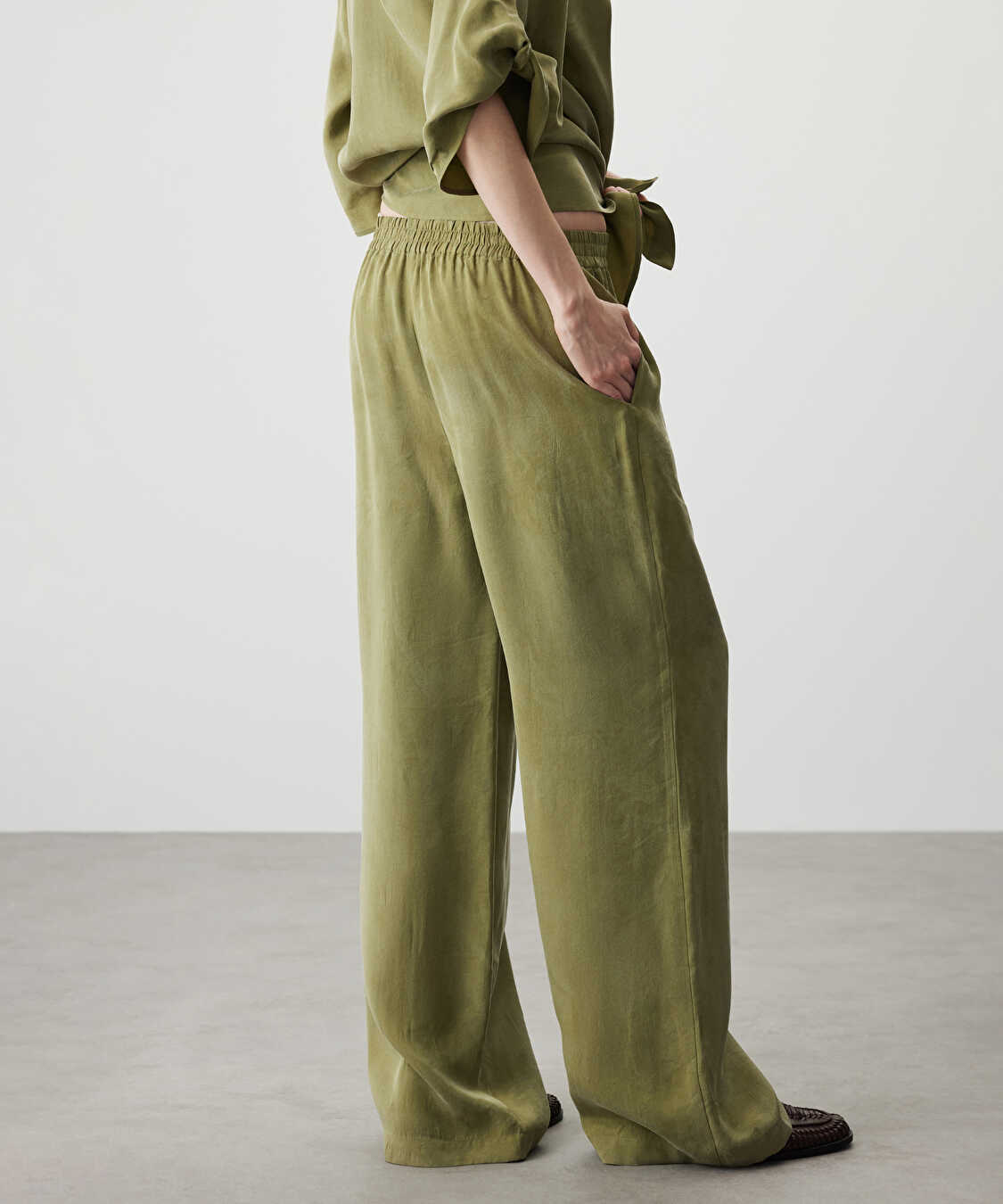 Elastik bel wide leg pantolon - IS1260003087070 - Yeşil Pantolon