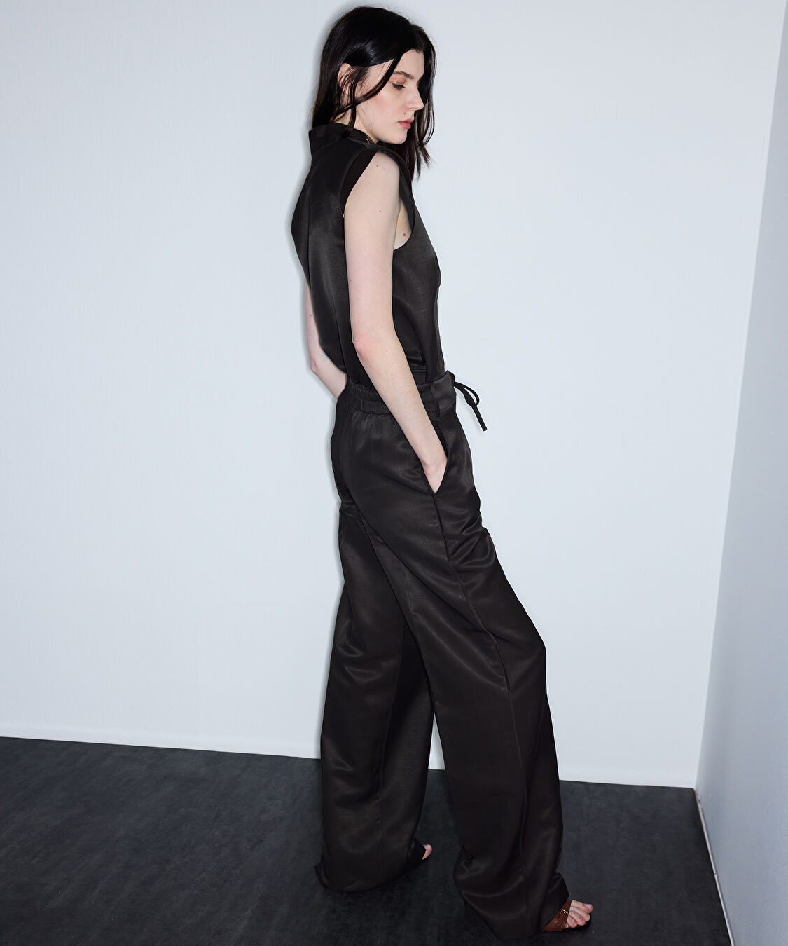 Belden bağlamalı wide leg pantolon - IS1260003099074 - Kahverengi Pantolon