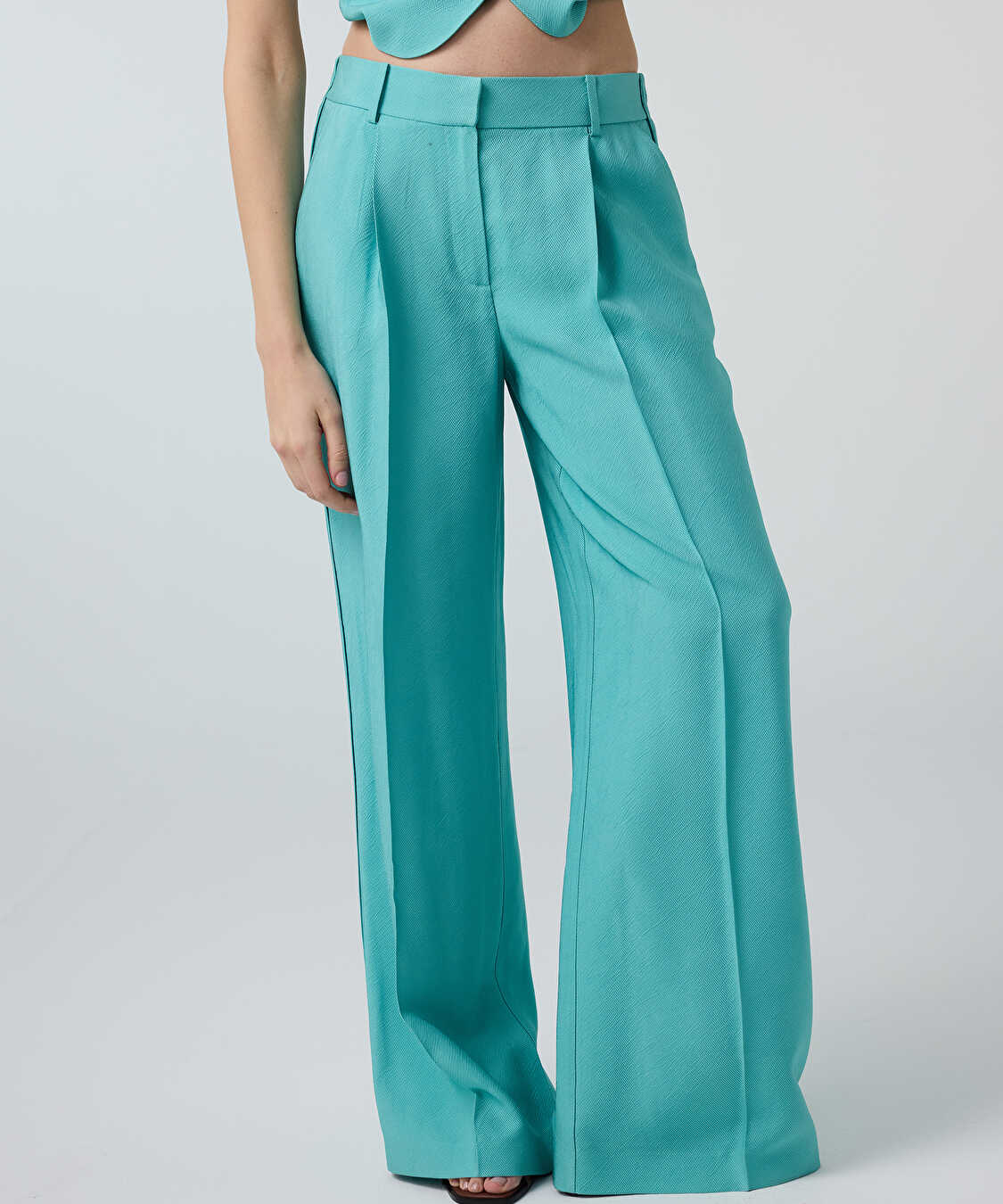 Dokulu wide leg pantolon - IS1260003217013 - Mint Yeşili Pantolon