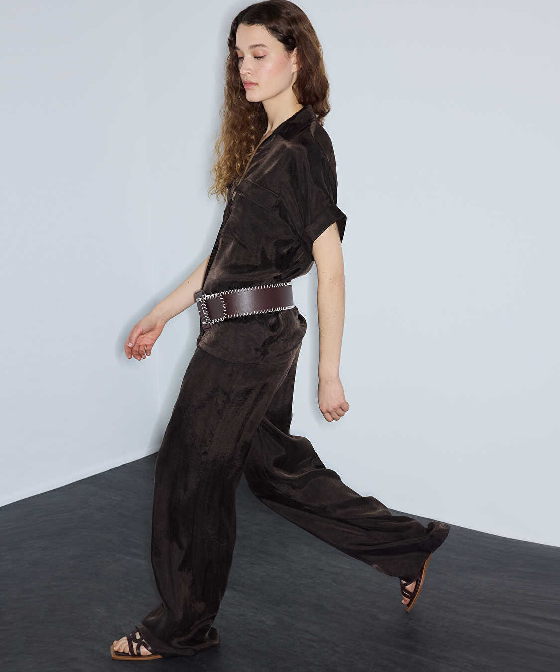 Parlak dokulu wide leg pantolon - IS1260003245074 - Kahverengi Pantolon