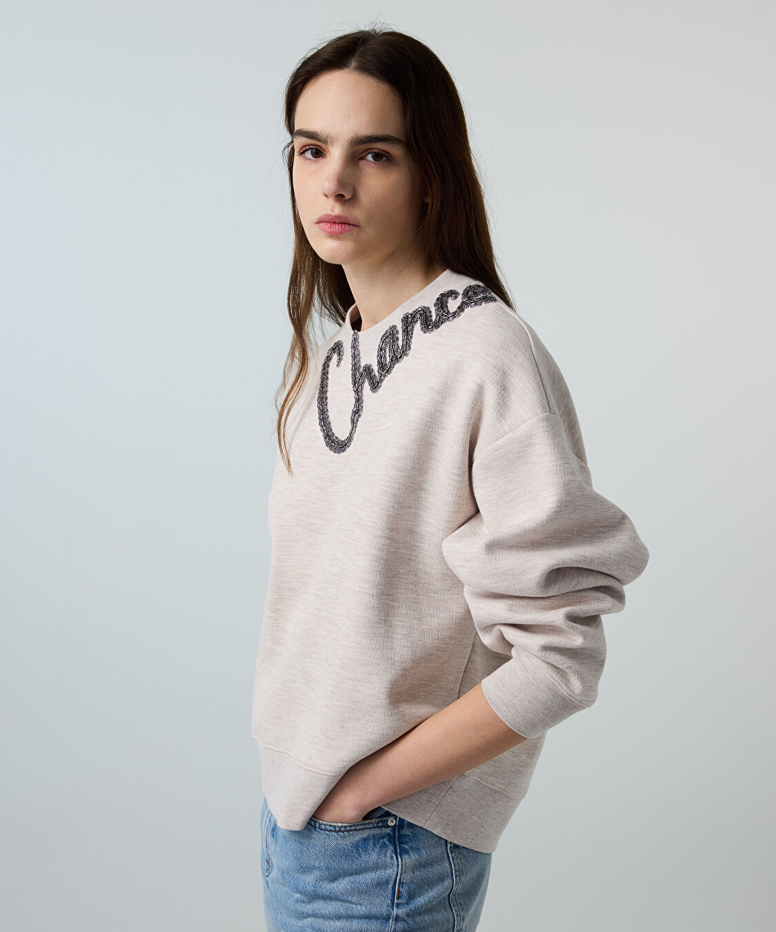Slogan nakışlı boncuklu sweatshirt - IS1260091008023 - Bej Sweatshırt