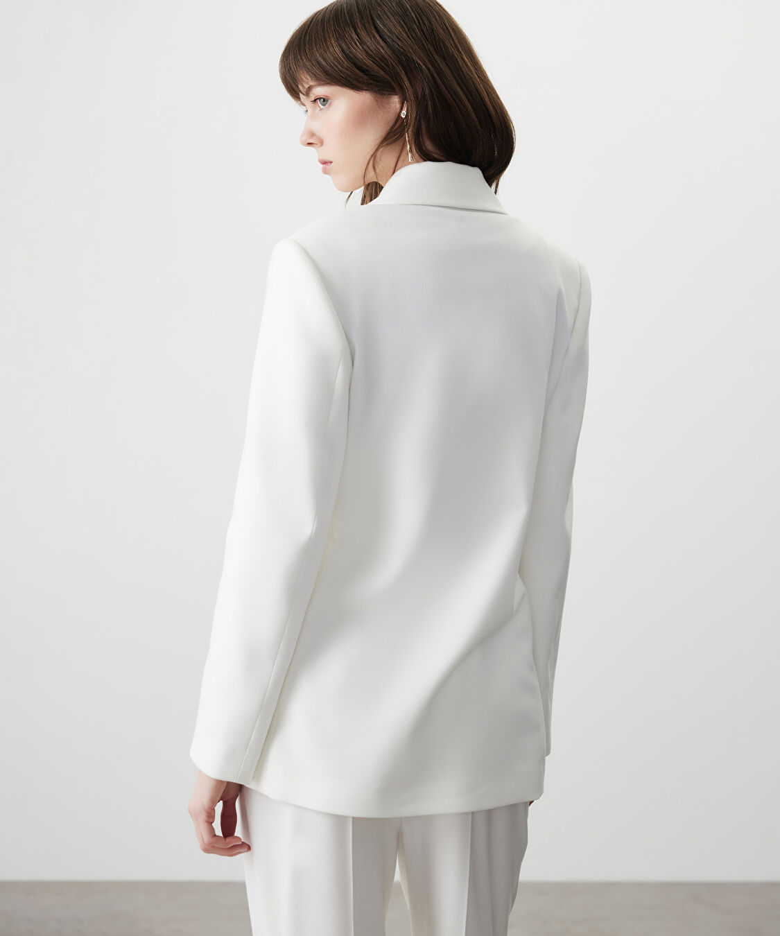 Vatkalı kruvaze blazer  - IS1260106008096 - Kırık Beyaz Blazer
