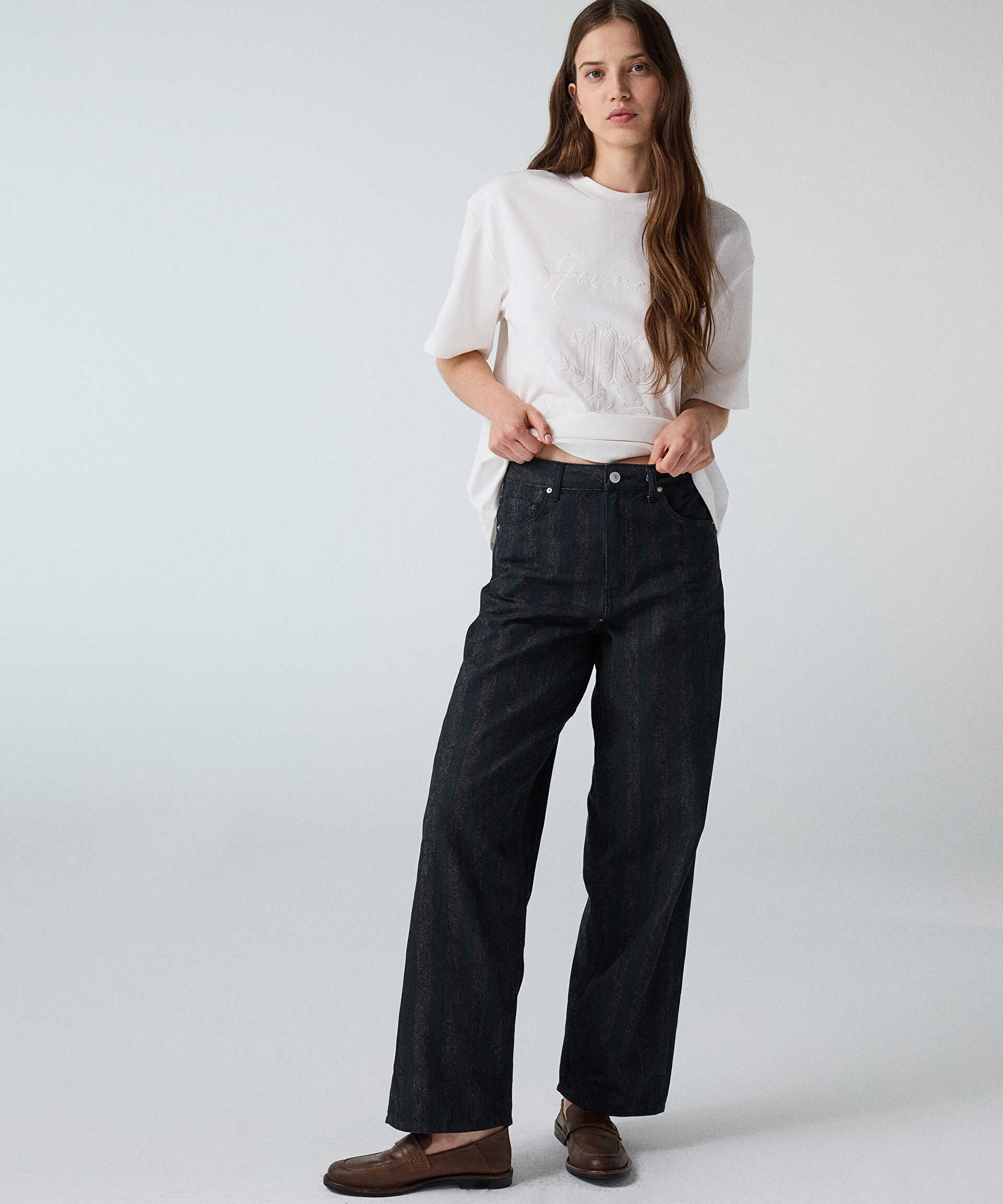 İpekyol Siyah Çizgi desen barrel fit jean pantolon