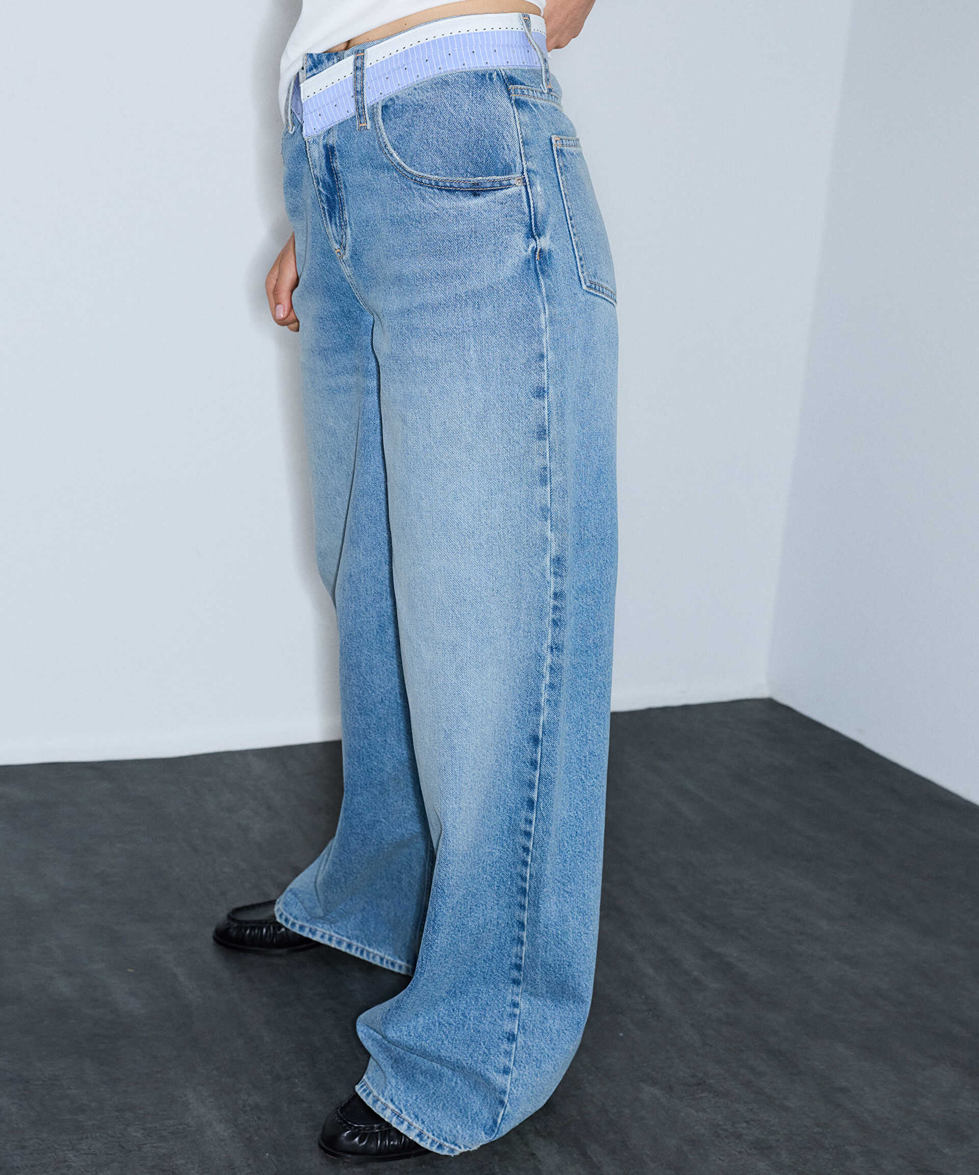 İpekyol Mavi Kontrast bel wide leg jean pantolon görsel 3