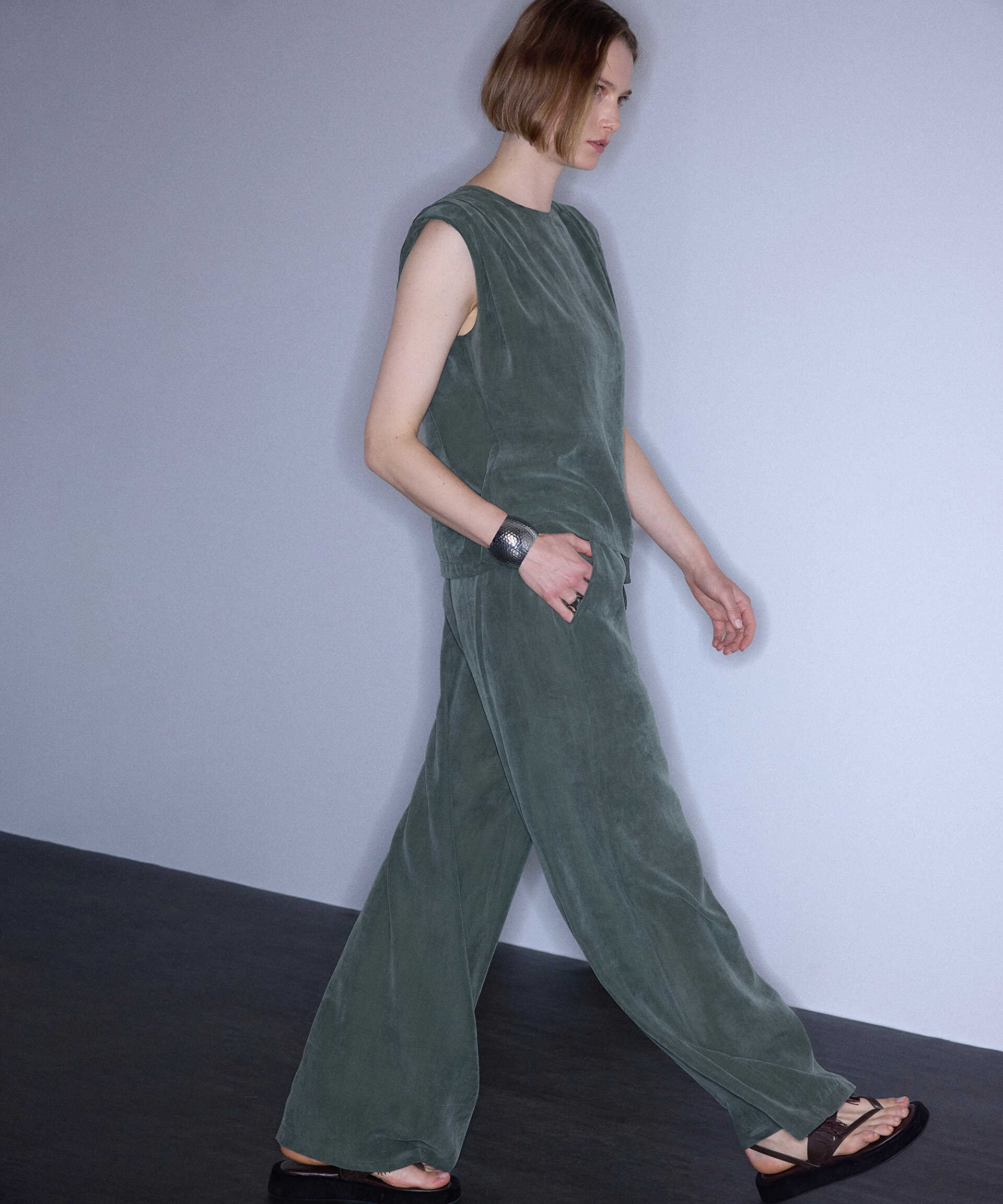 İpekyol Haki Belden bağlamalı wide leg pantolon