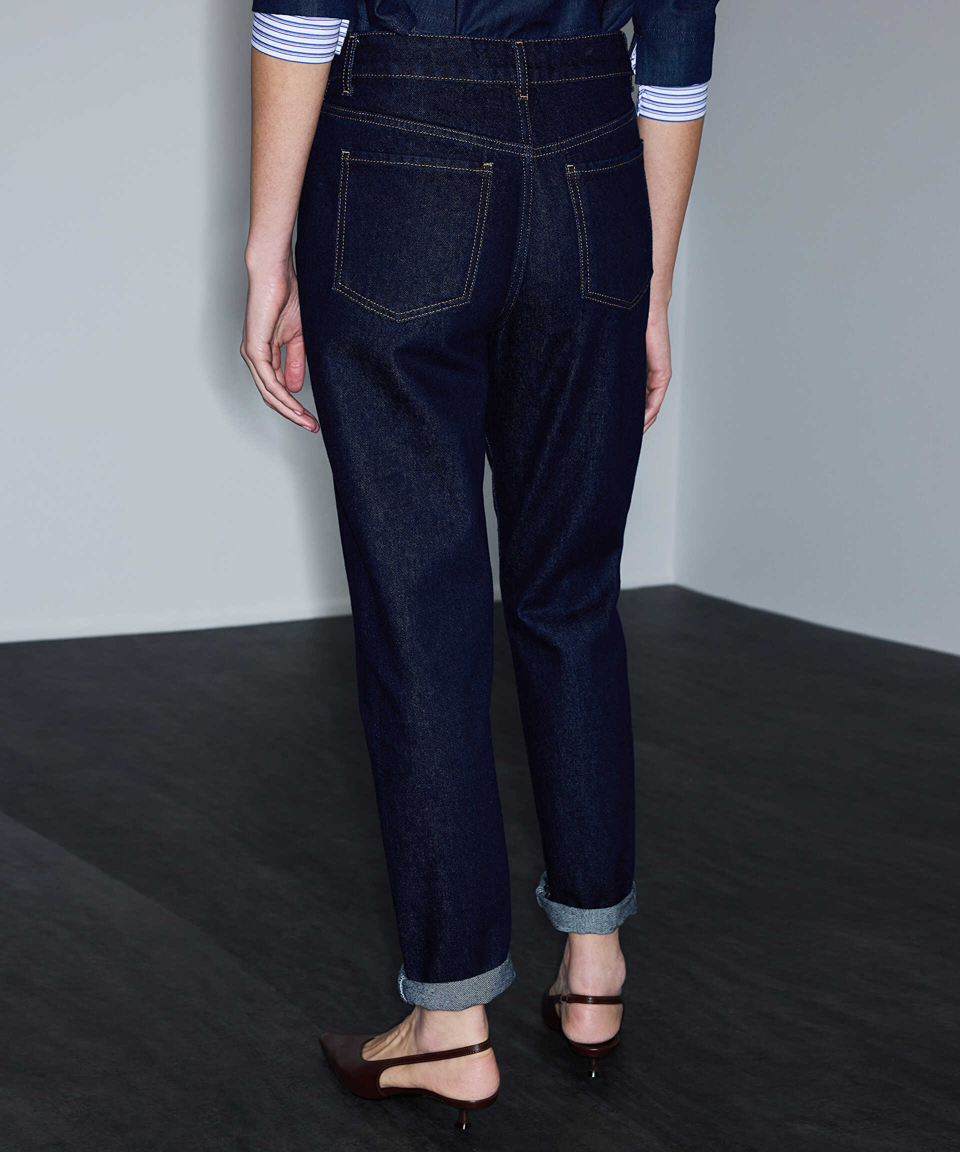 İpekyol Lacivert Mom fit jean pantolon görsel 4