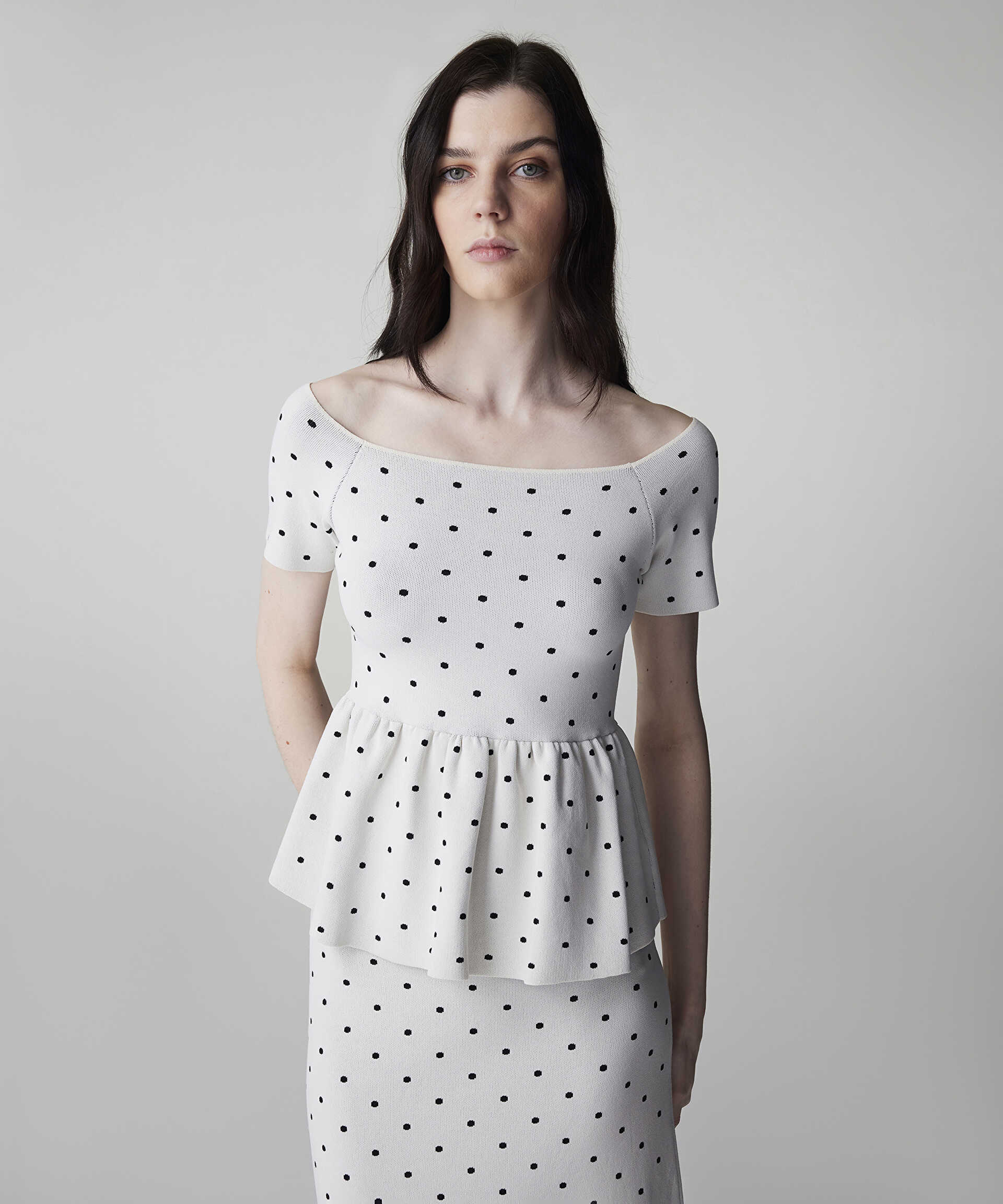 İpekyol Ekru Puantiye desen peplum triko görsel 2