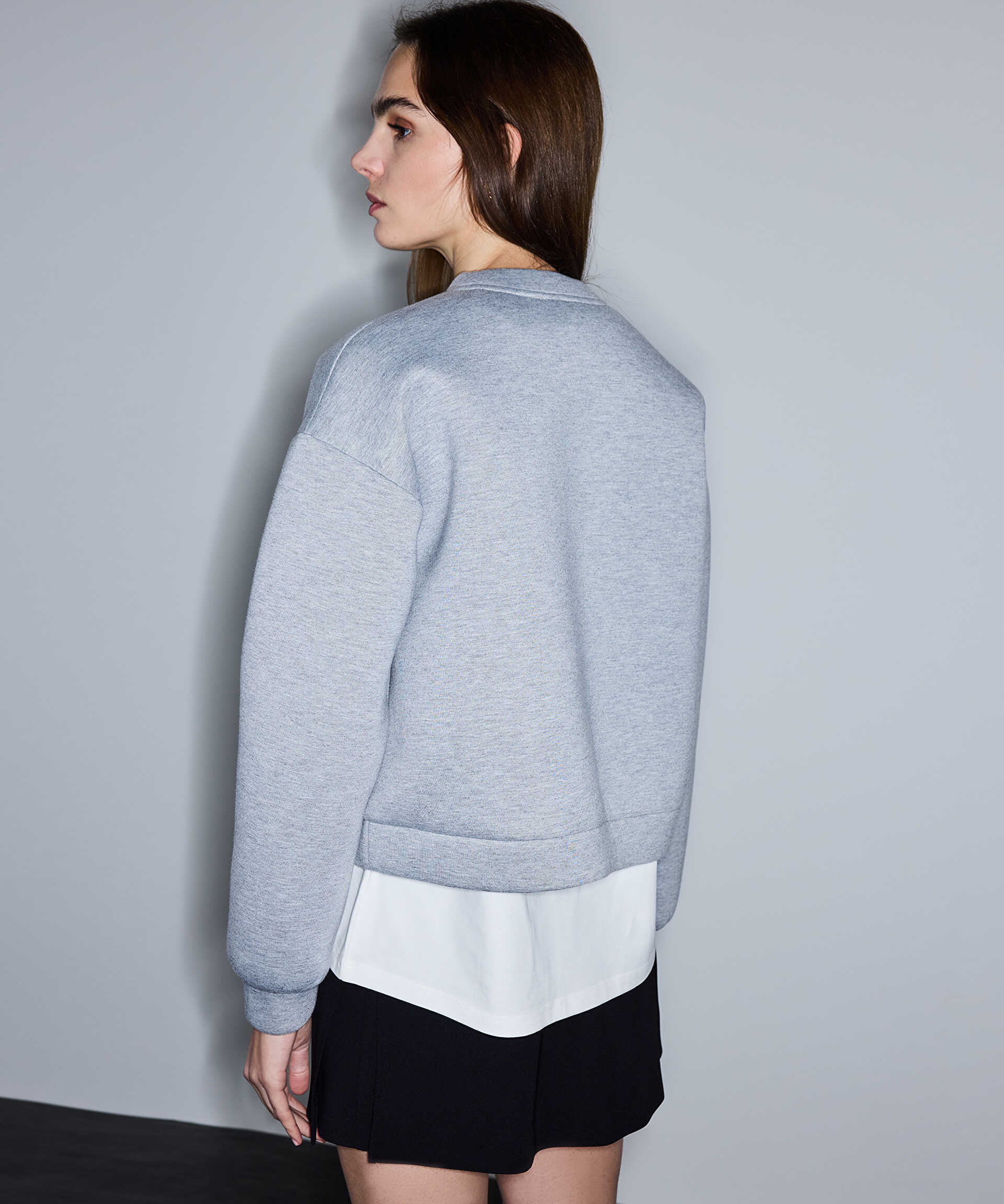 İpekyol Gri Patch li scuba sweatshirt görsel 4