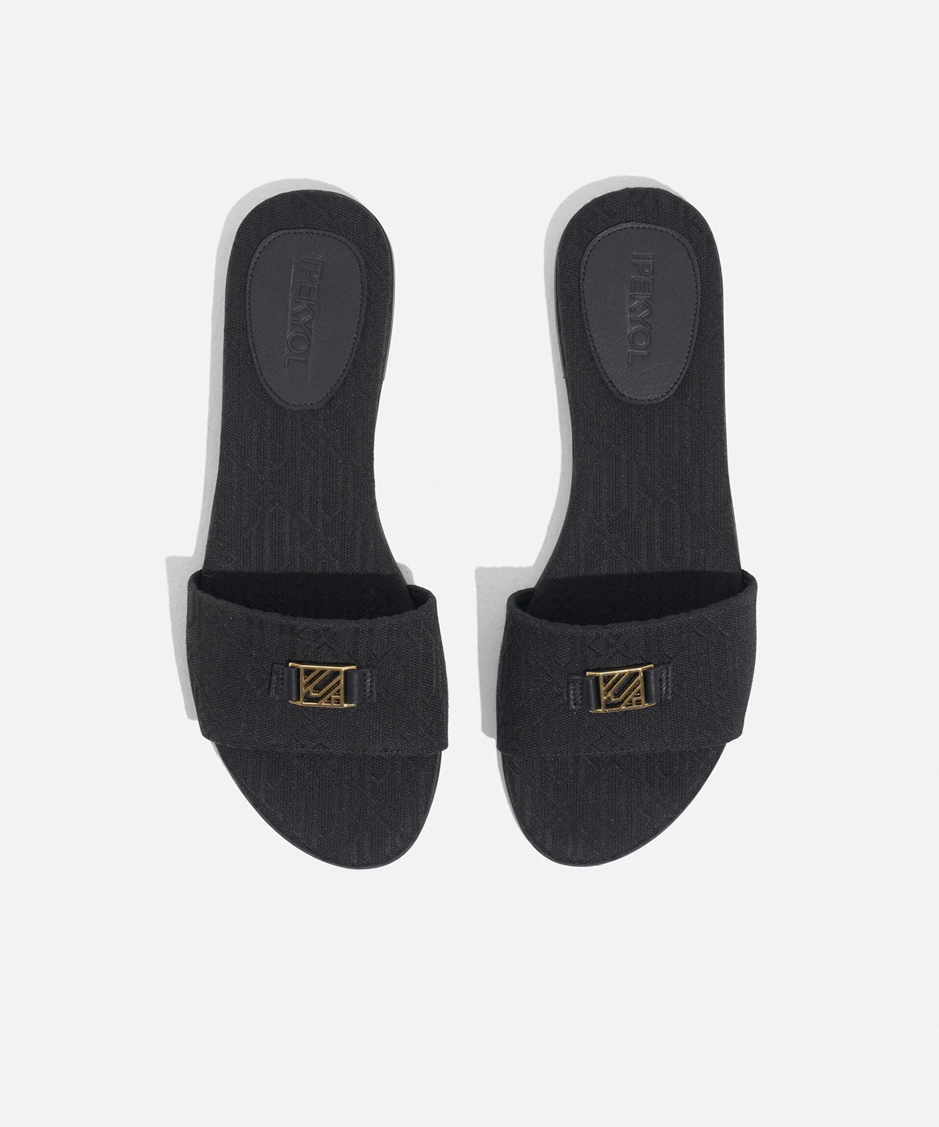 İpekyol Siyah Metal tokalı monogram jakarlı terlik görsel 3