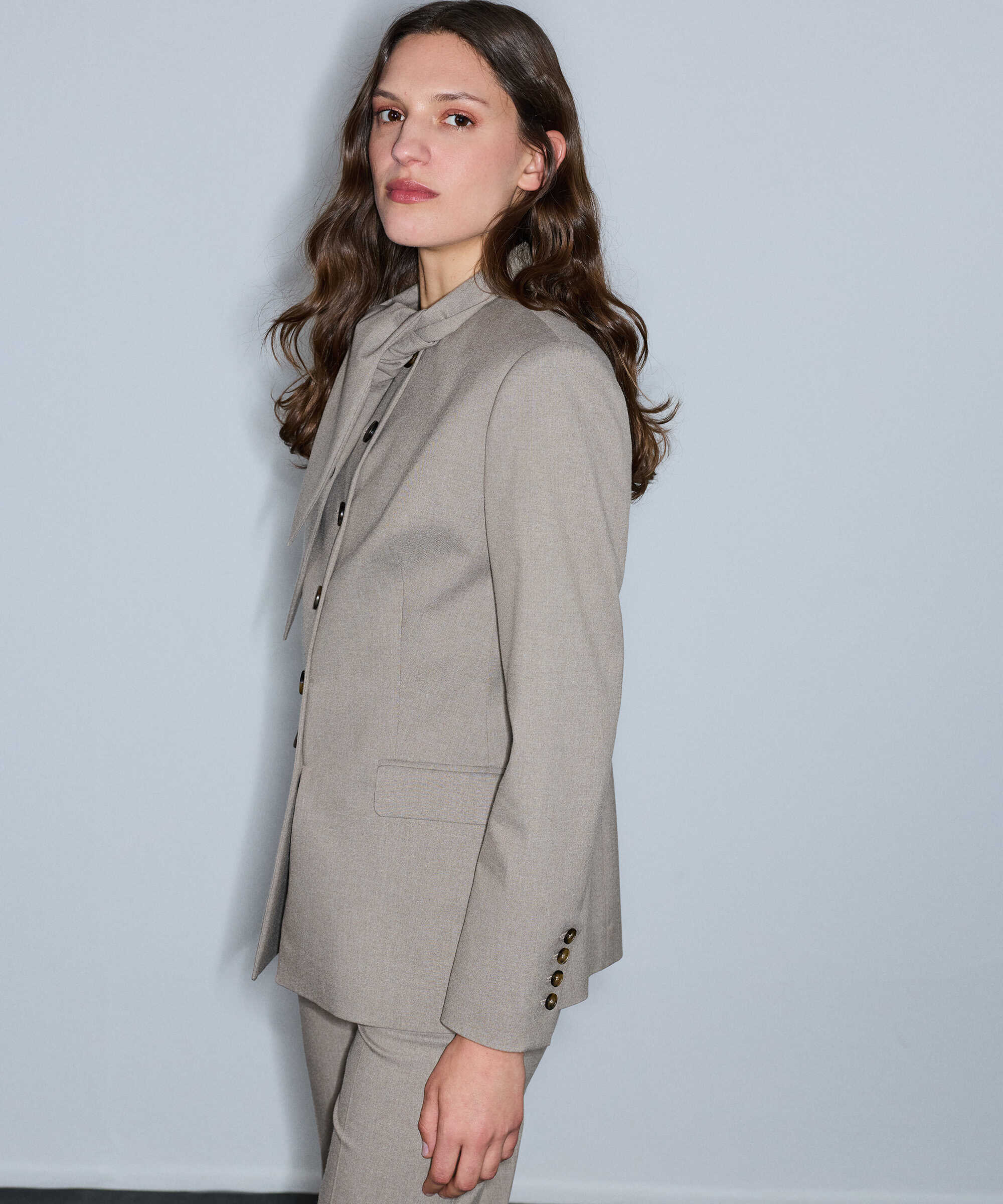 Yakası bağlamalı yün içerikli blazer - IW6260106109014 - Vizon Blazer