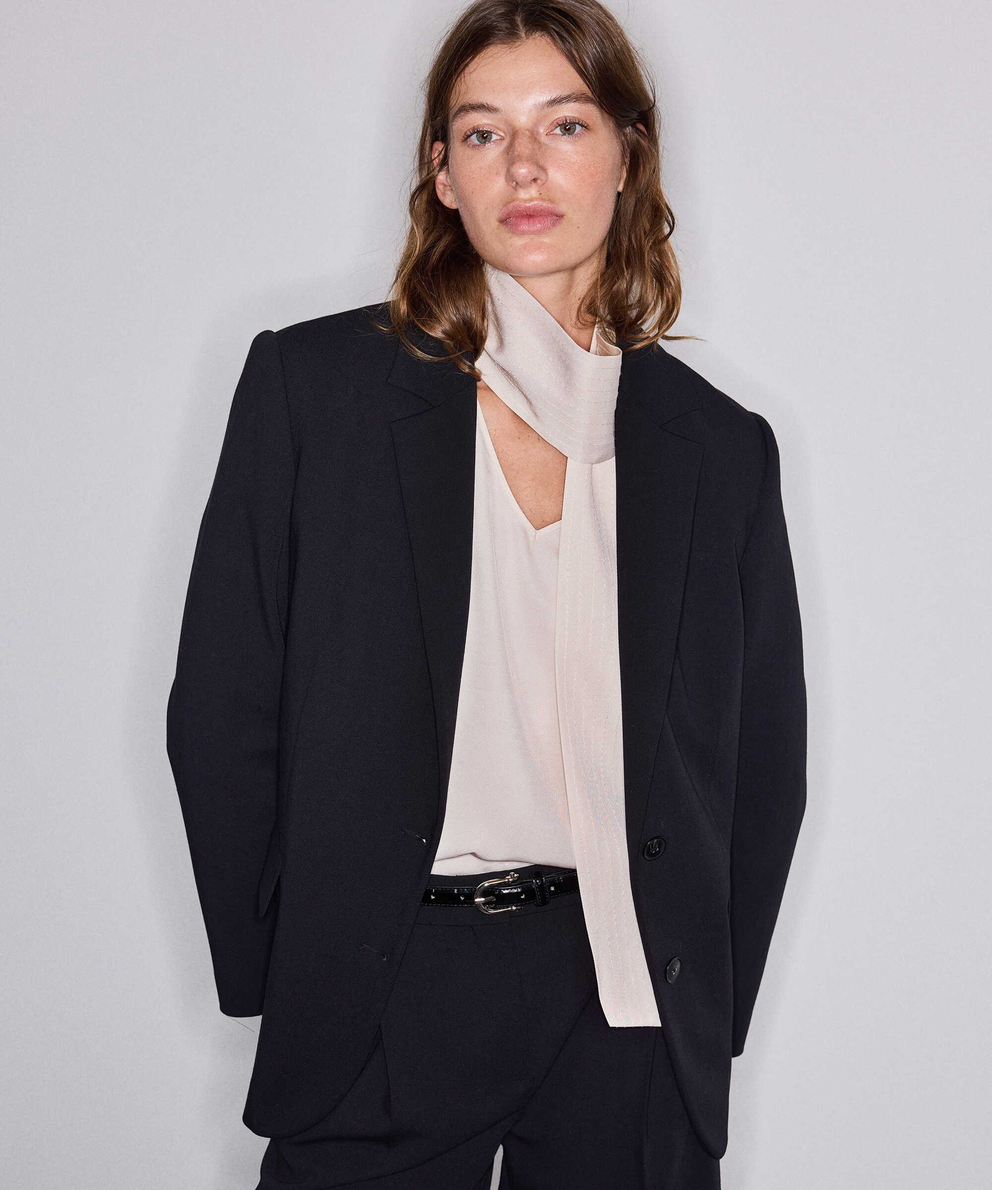 Vatkalı oversize blazer - IW6260106130001 - Siyah Blazer