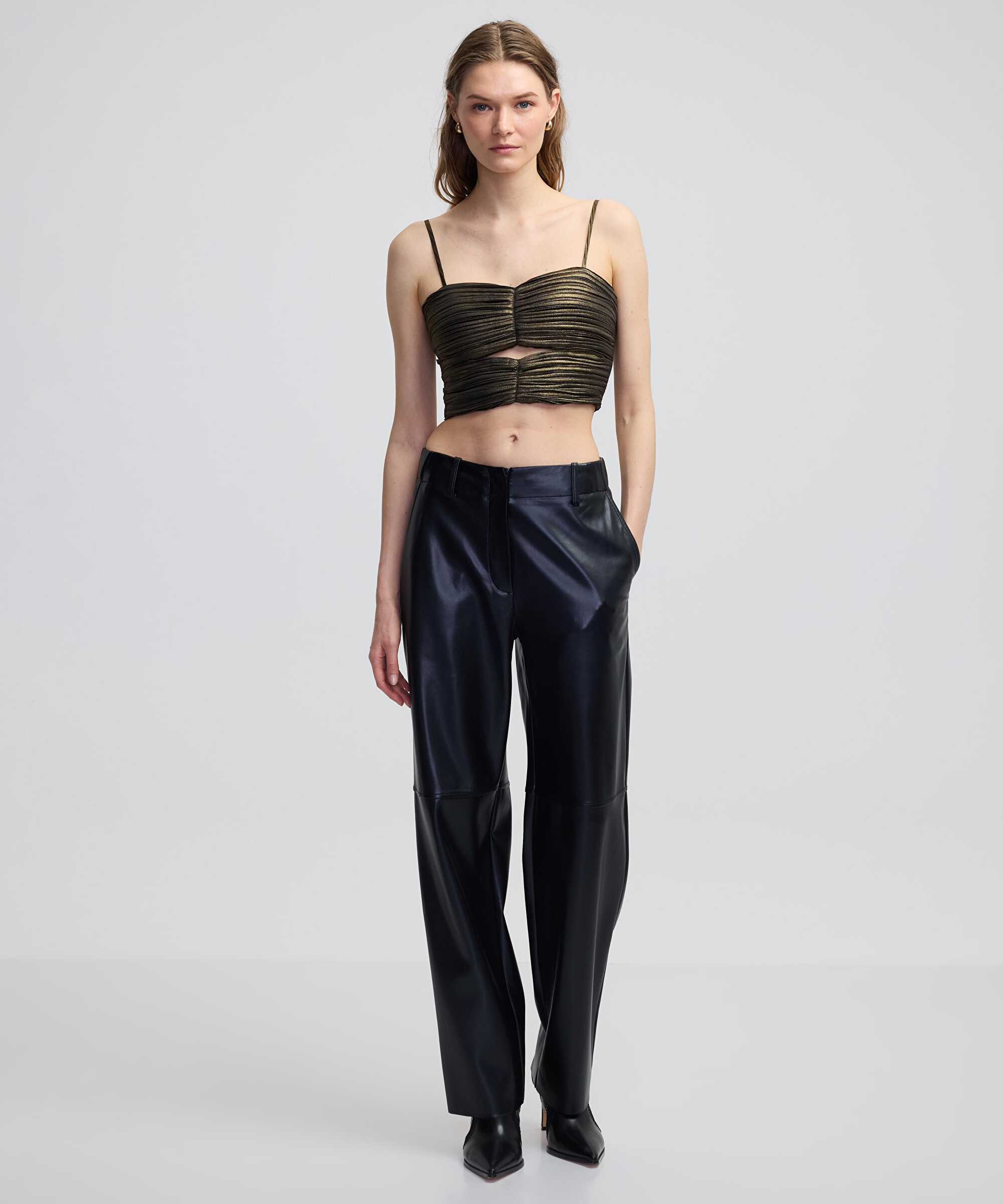 Parlak dokulu drapeli bluz - IW6240006093265 - Altın Bluz