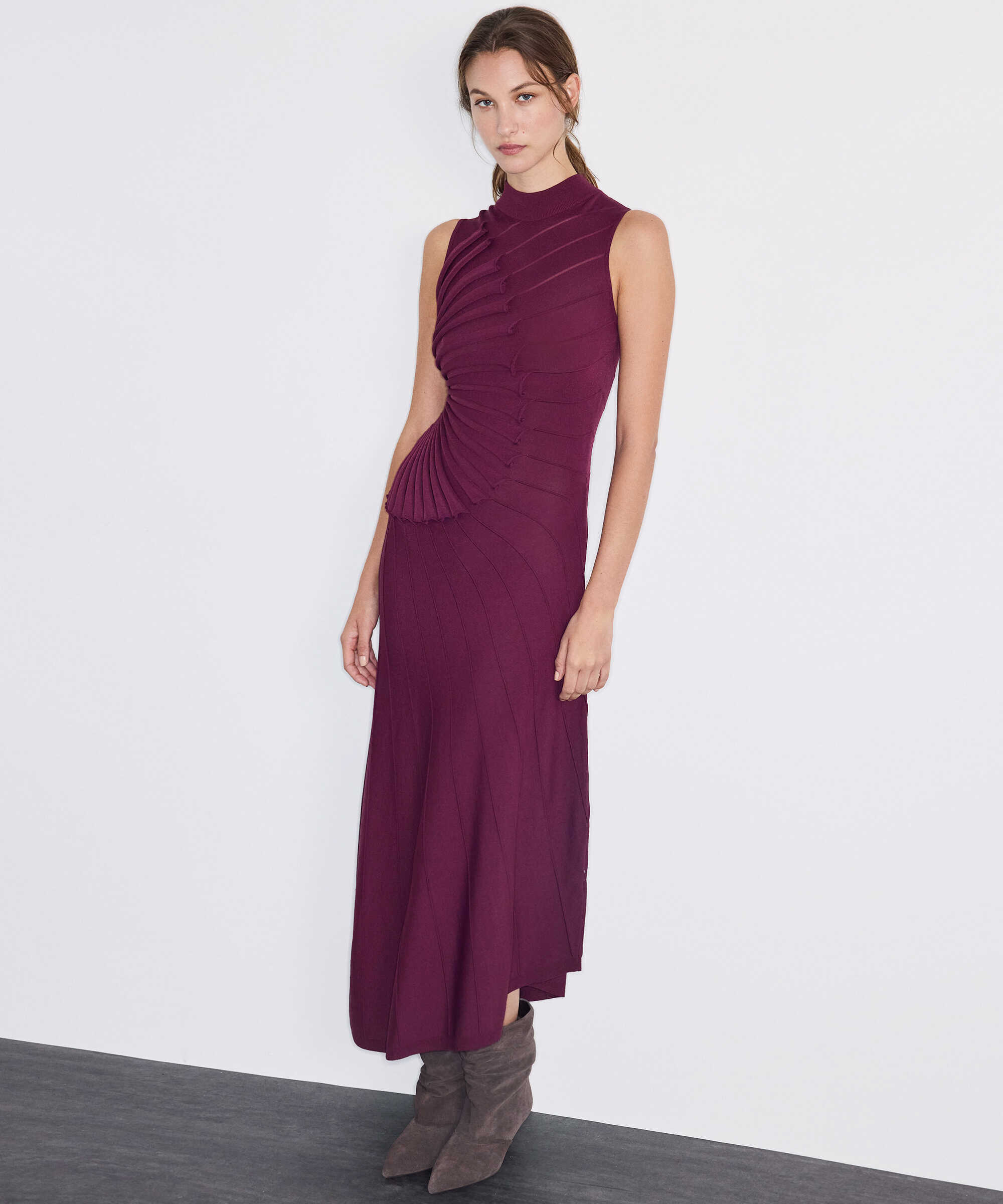 Diyagonal boyutlu triko elbise - IW6260002203049 - Vişne Elbise