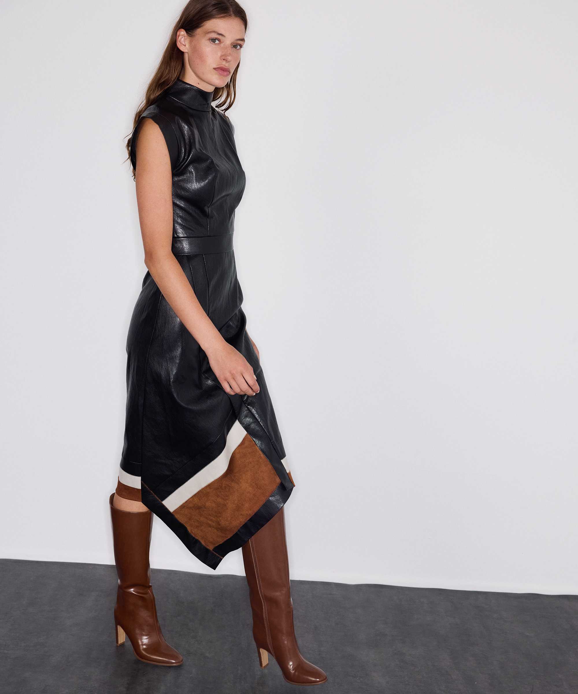 Deri görünümlü colorblock elbise - IW6260002221001 - Siyah Elbise