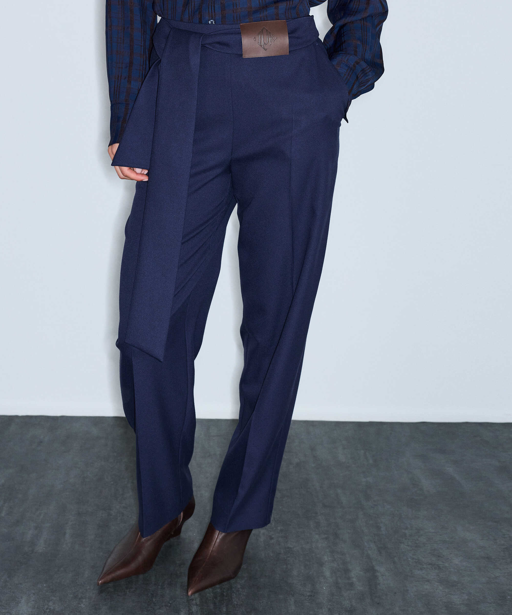 Kuşaklı carrot pantolon - IW6260003195015 - Lacivert Pantolon