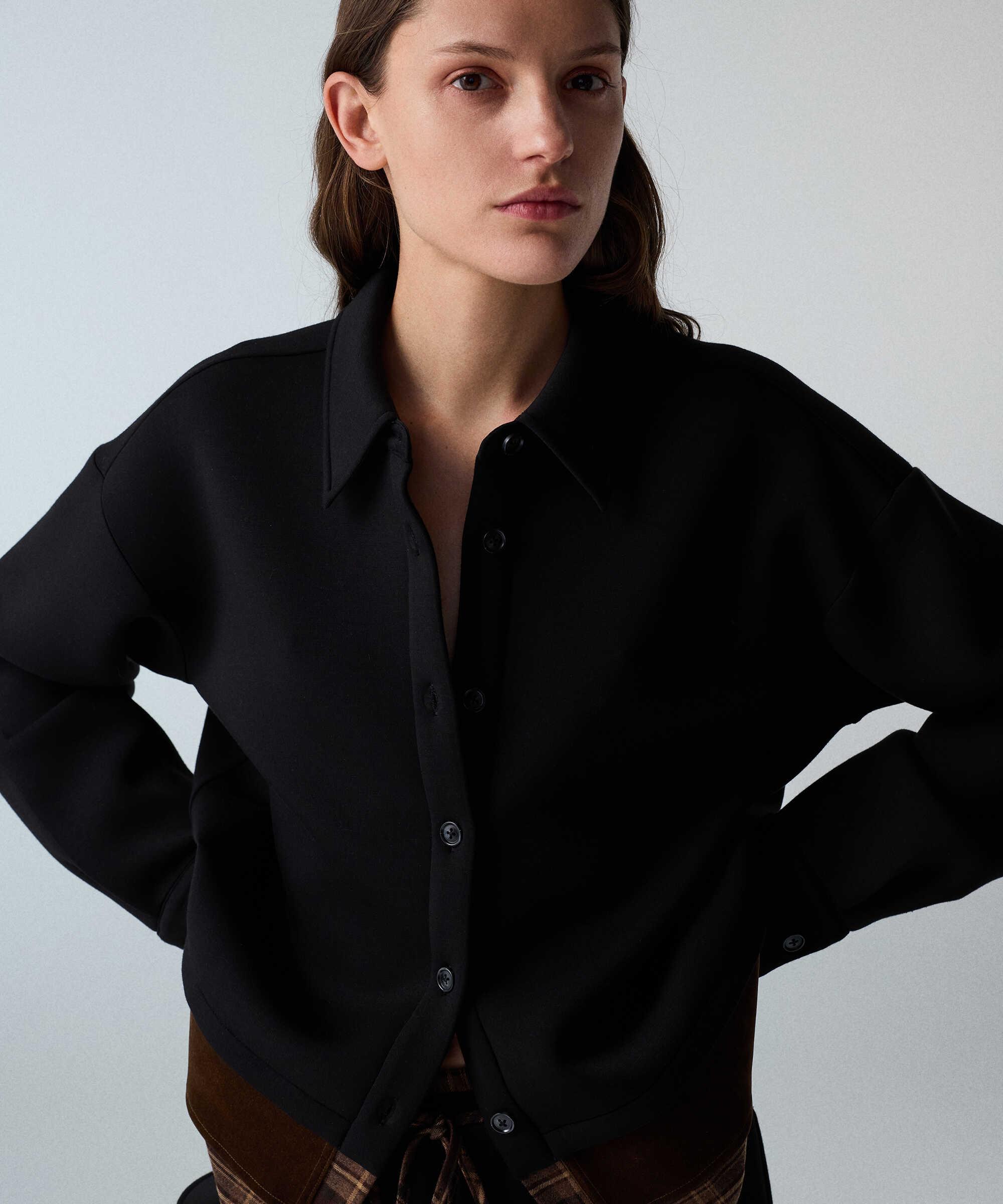 Kontrast katmanlı oversize gömlek - IW6260025144001 - Siyah GOMLEK