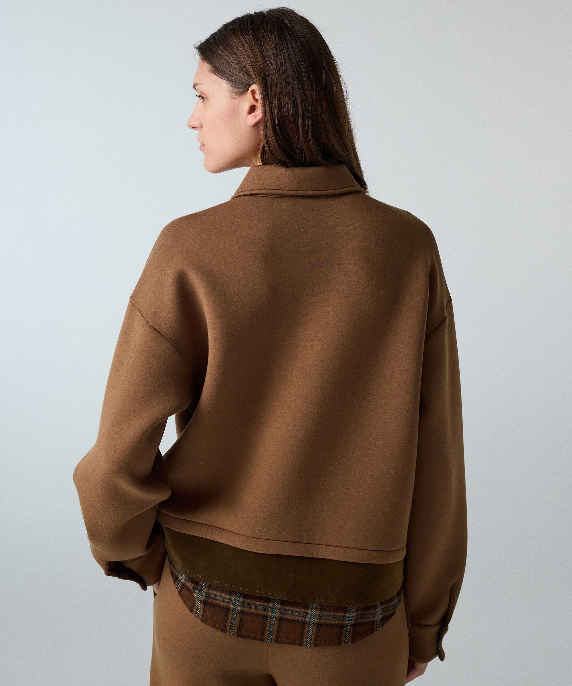 Kontrast katmanlı oversize gömlek - IW6260025144027 - Kamel GOMLEK