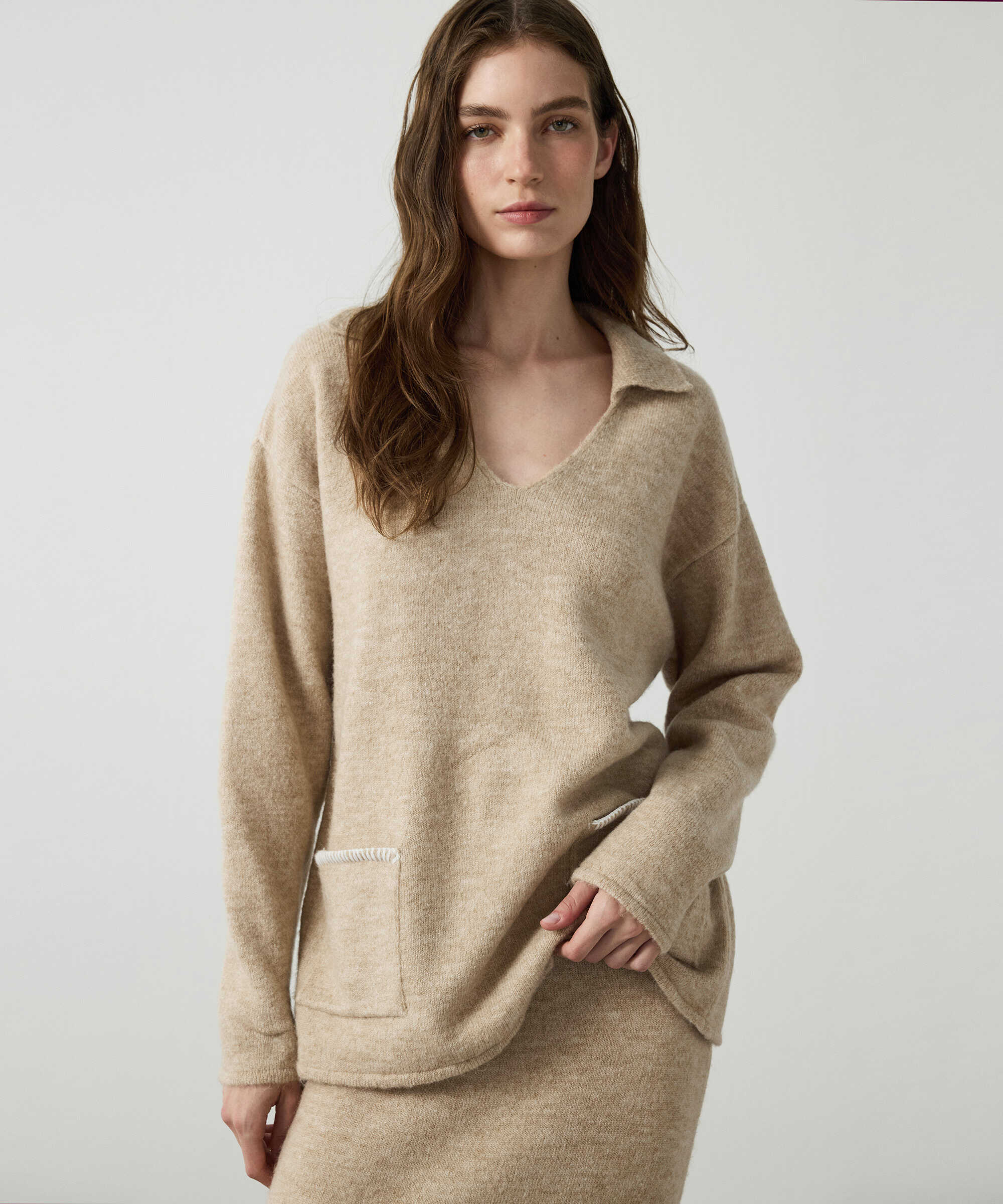 Kontrast dikişli oversize kazak - IW6260050113014 - Vizon Triko