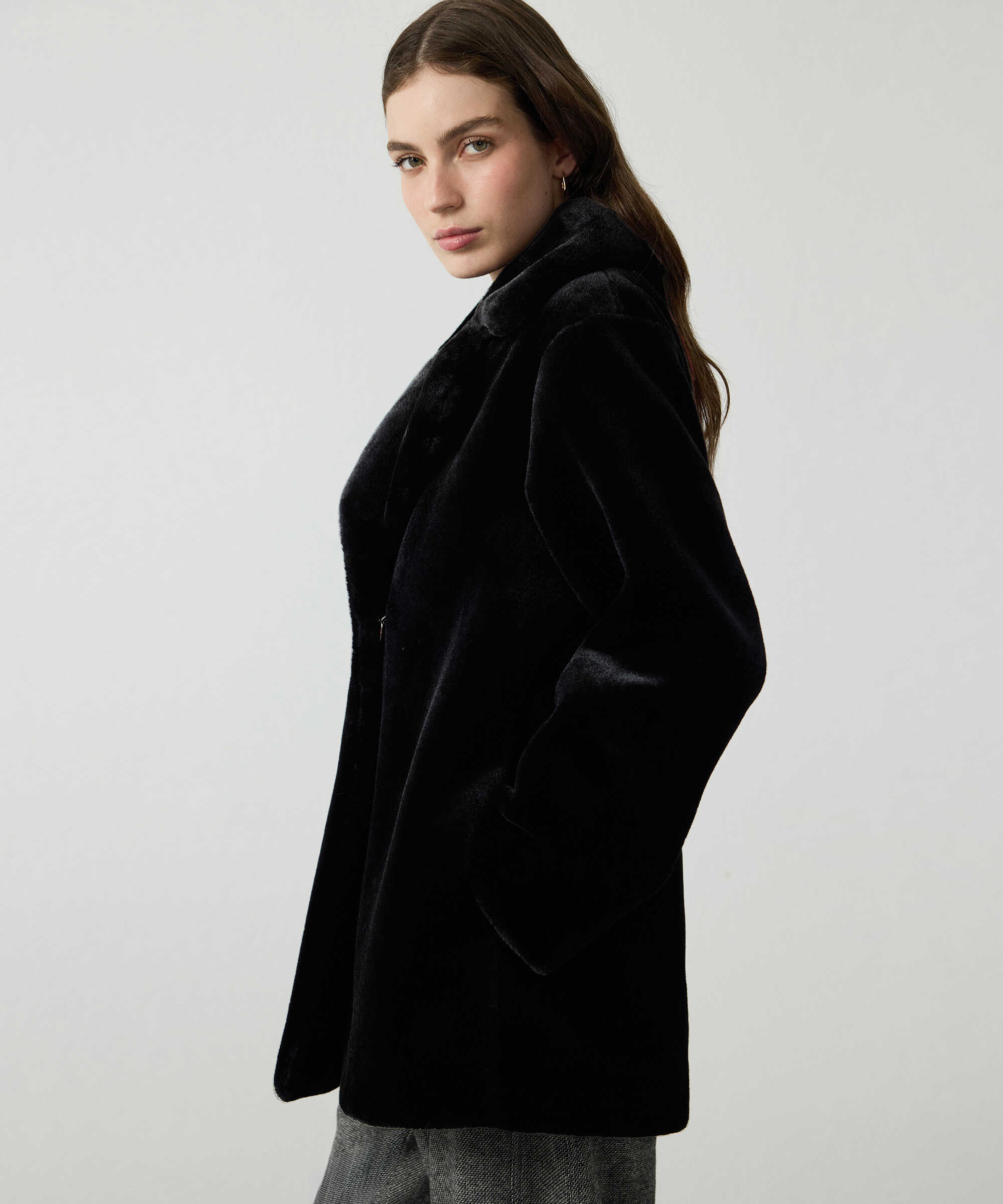 Geniş yakalı oversize suni kürk - IW6260149101001 - Siyah Suni Kürk