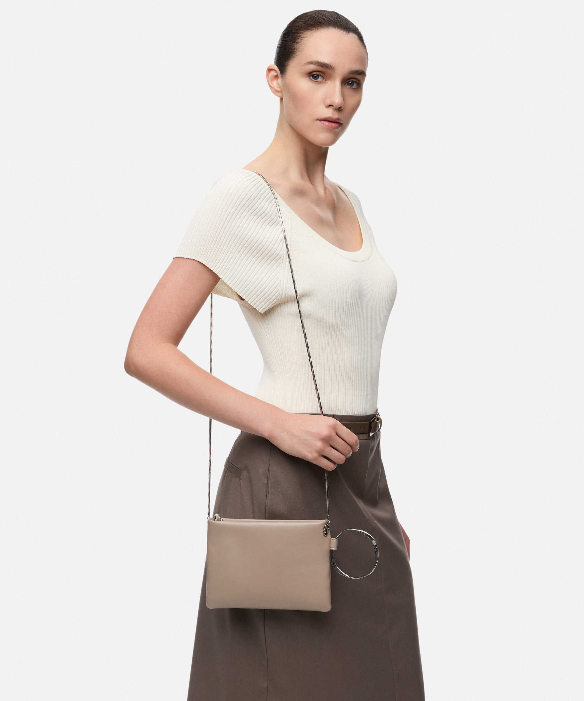Metal halkalı zincir askılı clutch - IW6260121004023 - Bej Clutch