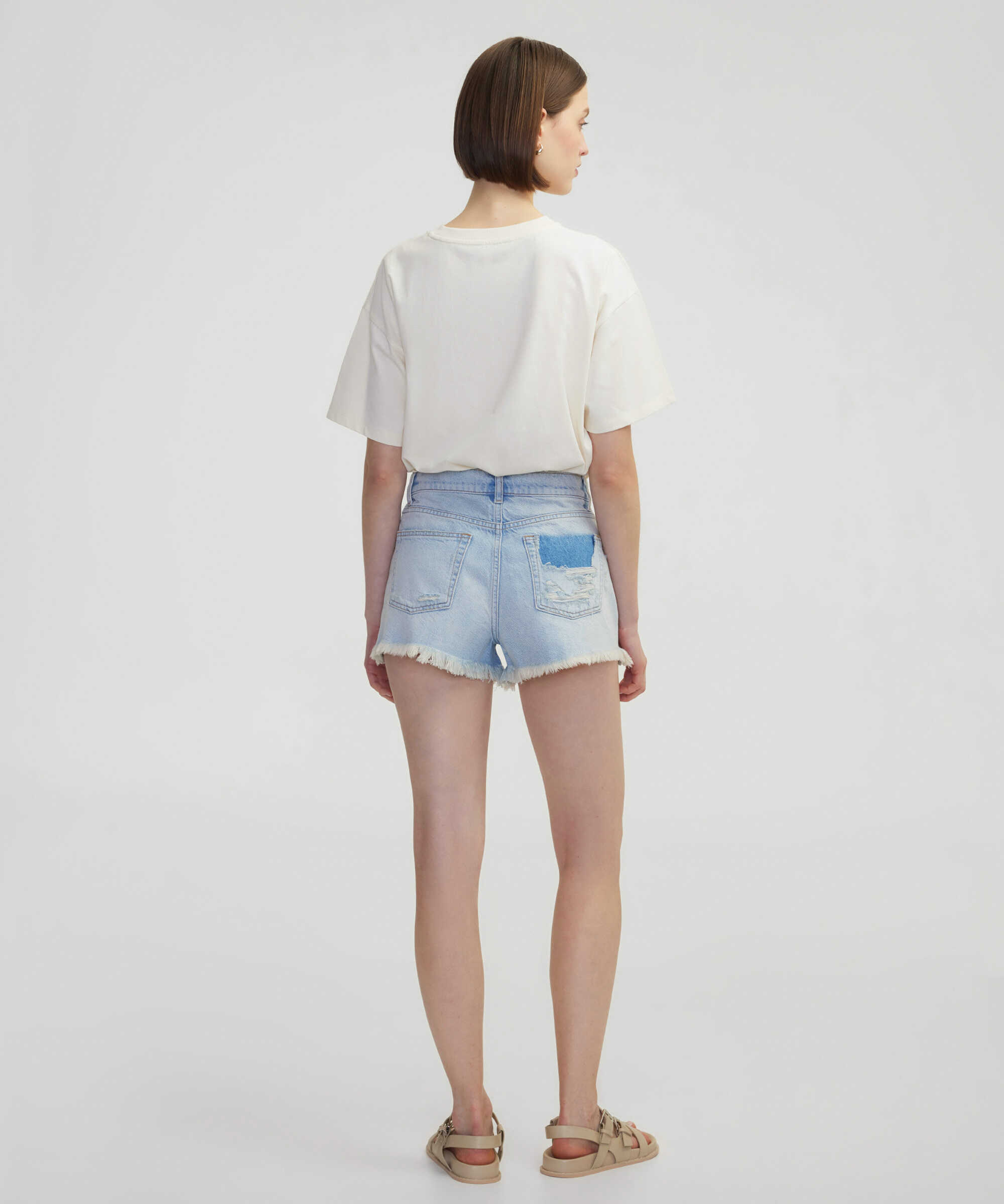Raw edge denim şort - IS1250013076CC2 - Açık İndigo Şort