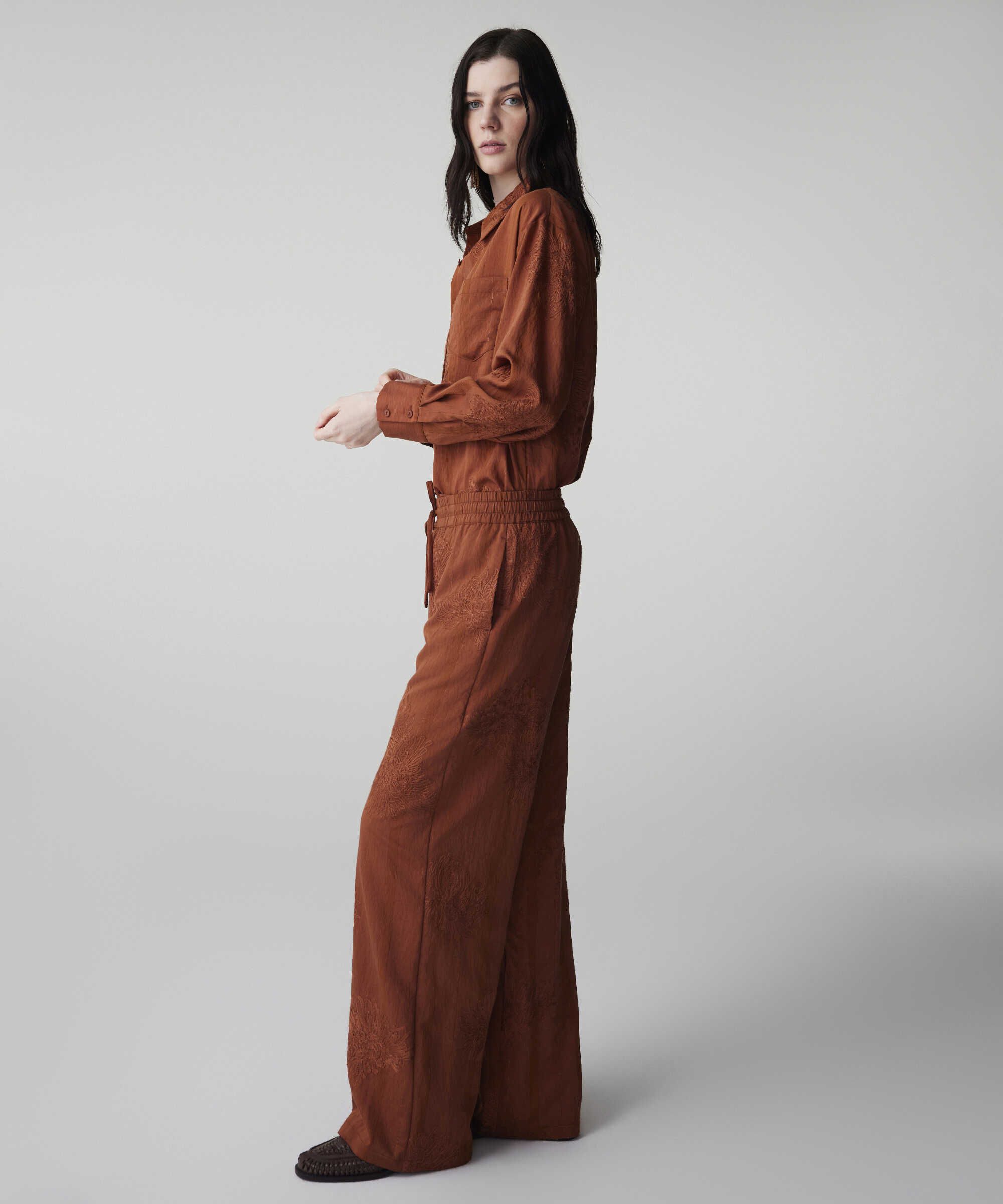 Çiçek nakışlı pantolon - IS1260003153048 - Tarçın Pantolon