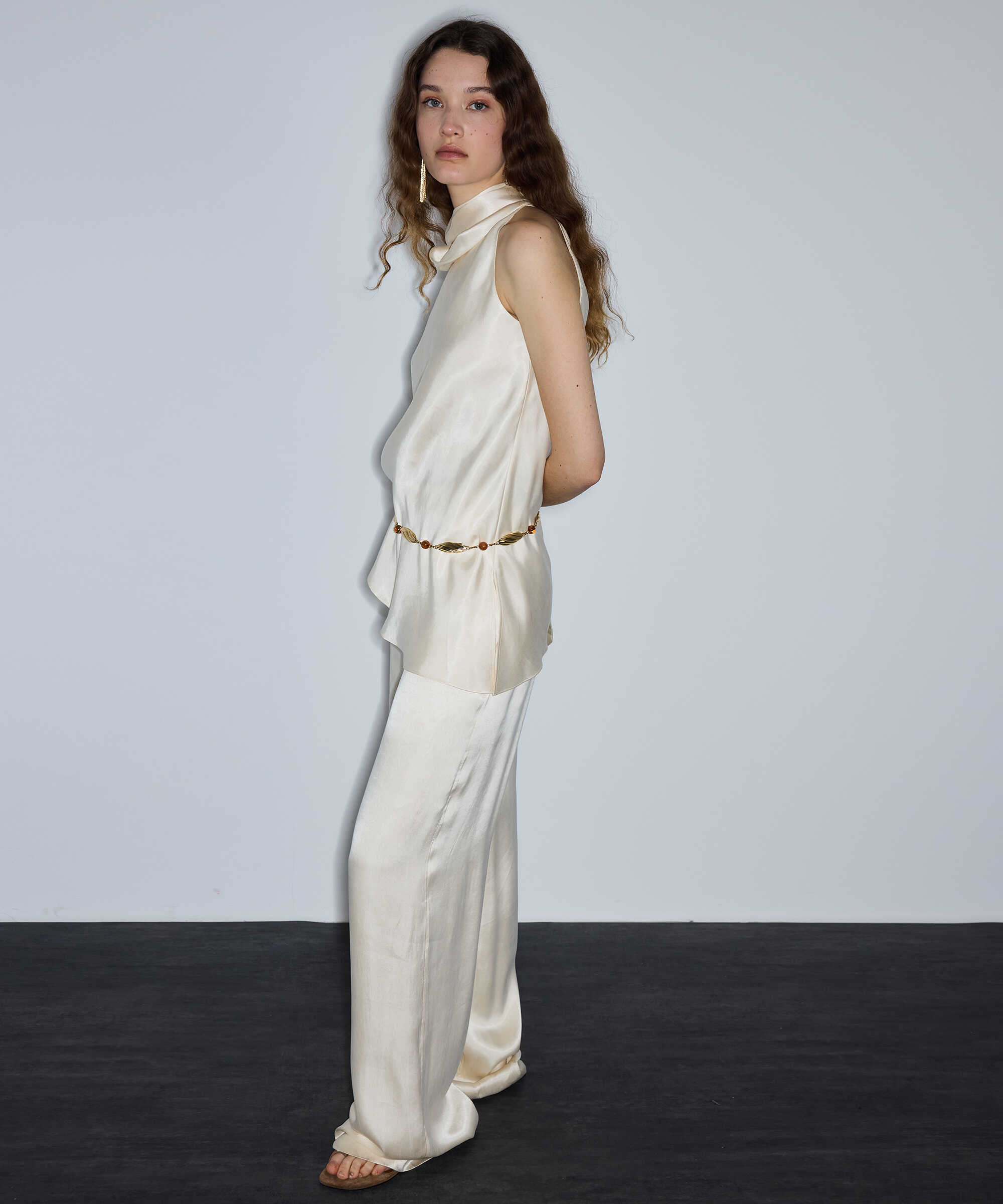 Saten yüzeyli wide leg pantolon - IS1260003232AB1 - Yağ Pantolon