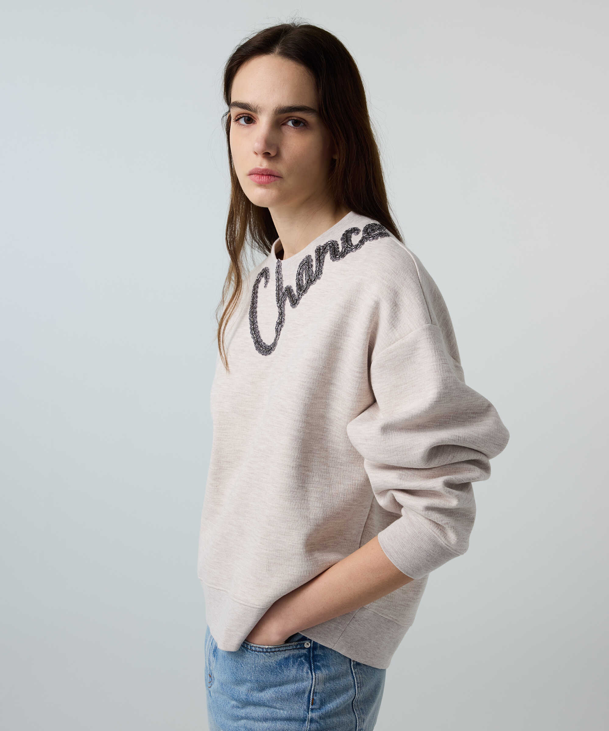 Slogan nakışlı boncuklu sweatshirt - IS1260091008023 - Bej Sweatshirt