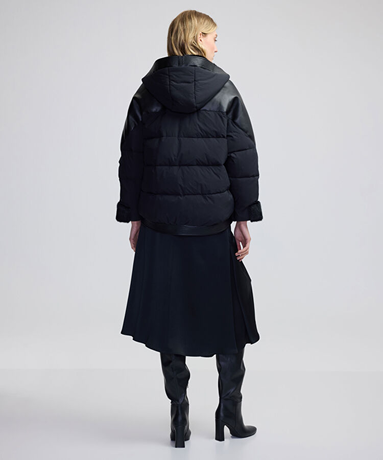 Siyah Suni kürk ve deri mix şişme mont IW6240012167001 | İpekyol