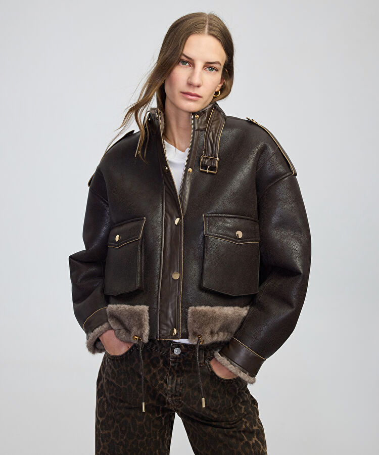 Mor Zincir biyeli suni kürk ve deri mix mont IW6250012089008 | İpekyol