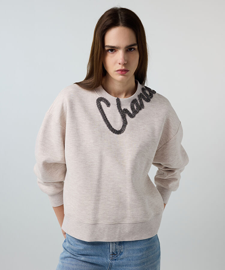 Slogan nakışlı boncuklu sweatshirt - IS1260091008023 - Bej Sweatshırt