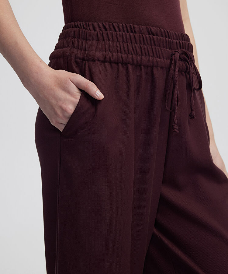 Belden bağlamalı wide leg fit pantolon — photo 4