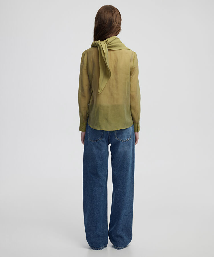 Çıkarılabilir fularlı bluz — photo 3