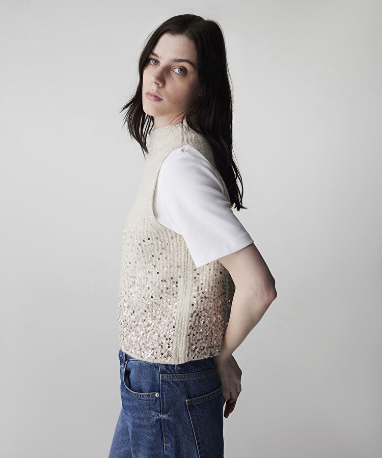 Payet işlemeli triko — photo 3