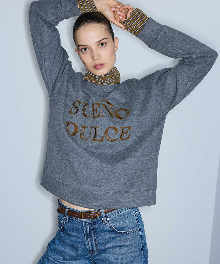 Çift parça görünüm işlemeli sweatshirt - IW6260091121126 - Gri Sweatshırt