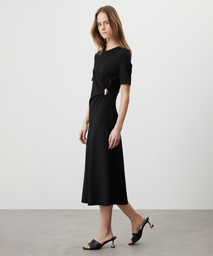 Metal tokalı penye elbise — photo 4