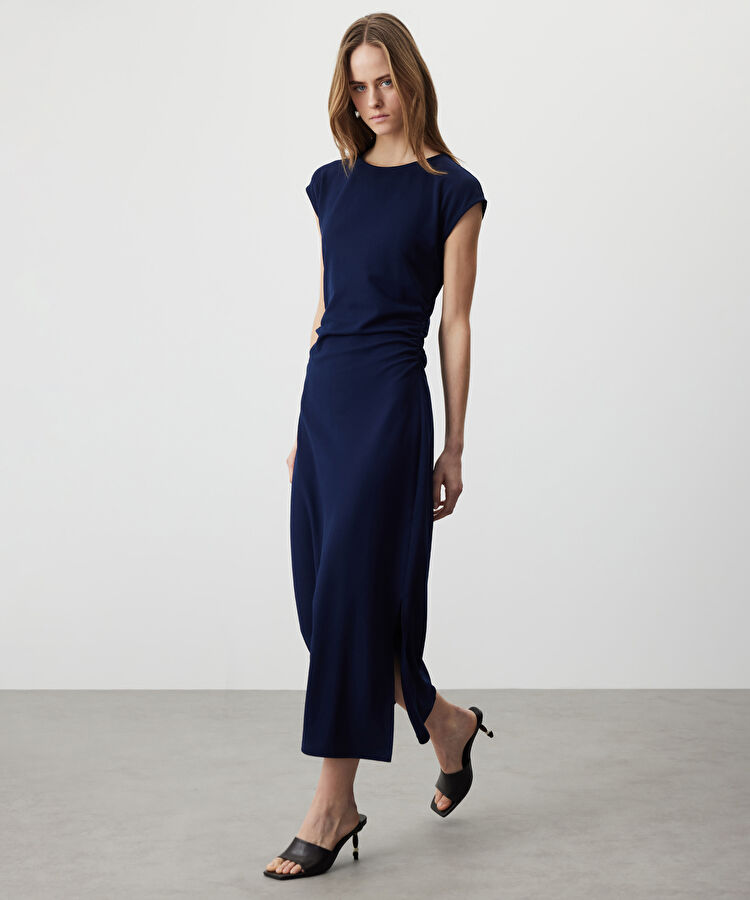 Büzgülü penye elbise — photo 3