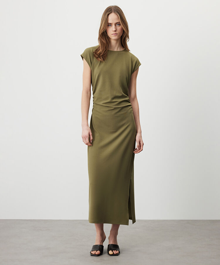 Büzgülü penye elbise — photo 2