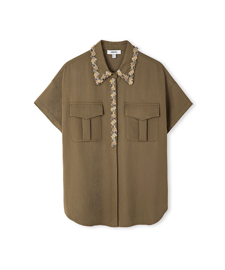 Taş ve boncuk aplikeli gömlek