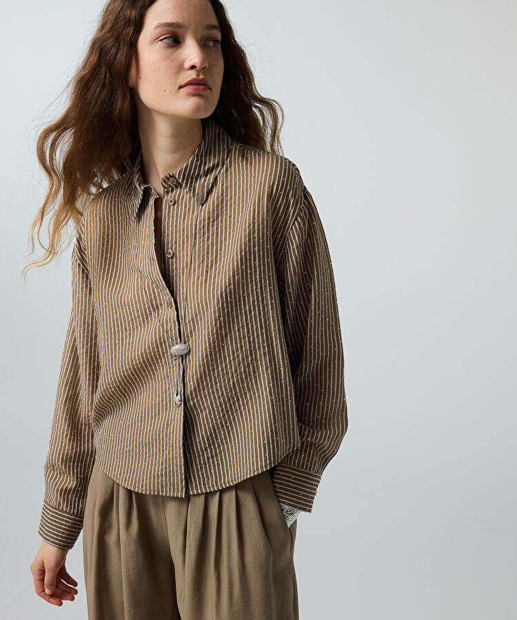 Hotfix baskılı çizgili gömlek