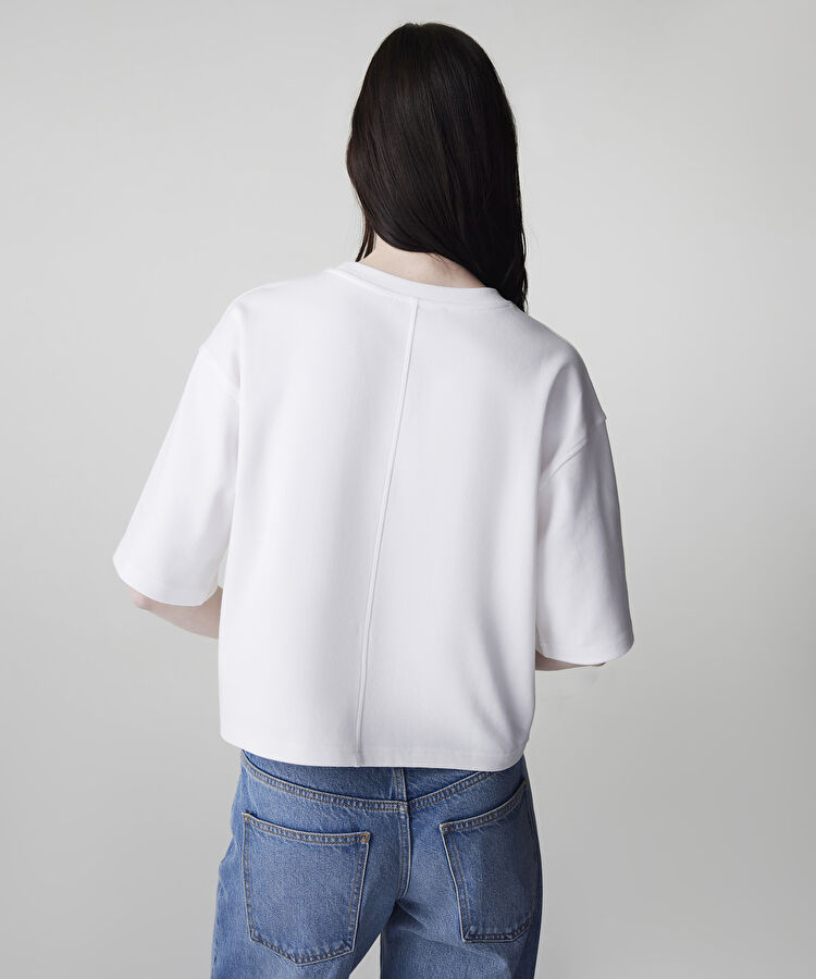 Suni inci aksesuarlı tişört — photo 3